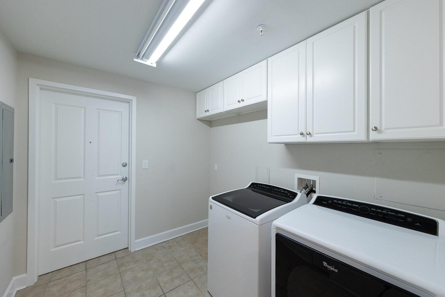 ONE WATER PLACE AT KELLY PLANTATION - Residential Lease