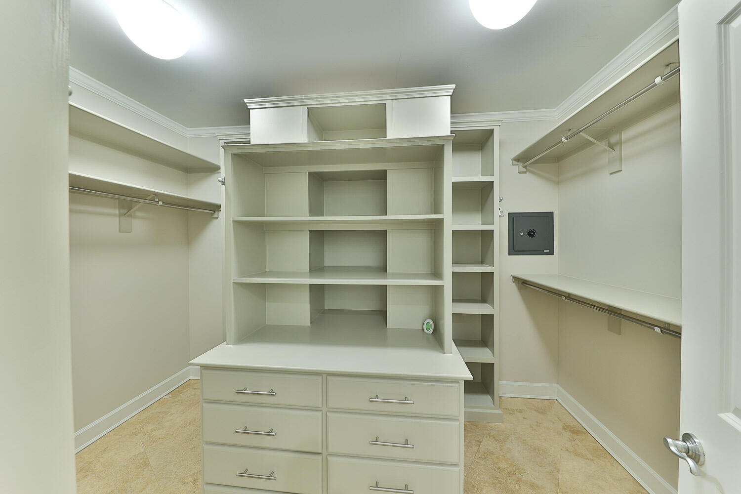 ONE WATER PLACE AT KELLY PLANTATION - Residential Lease