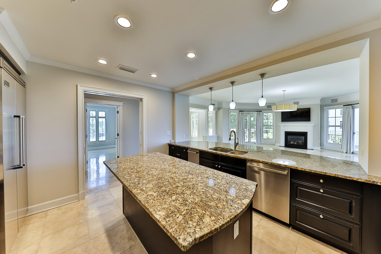 ONE WATER PLACE AT KELLY PLANTATION - Residential Lease