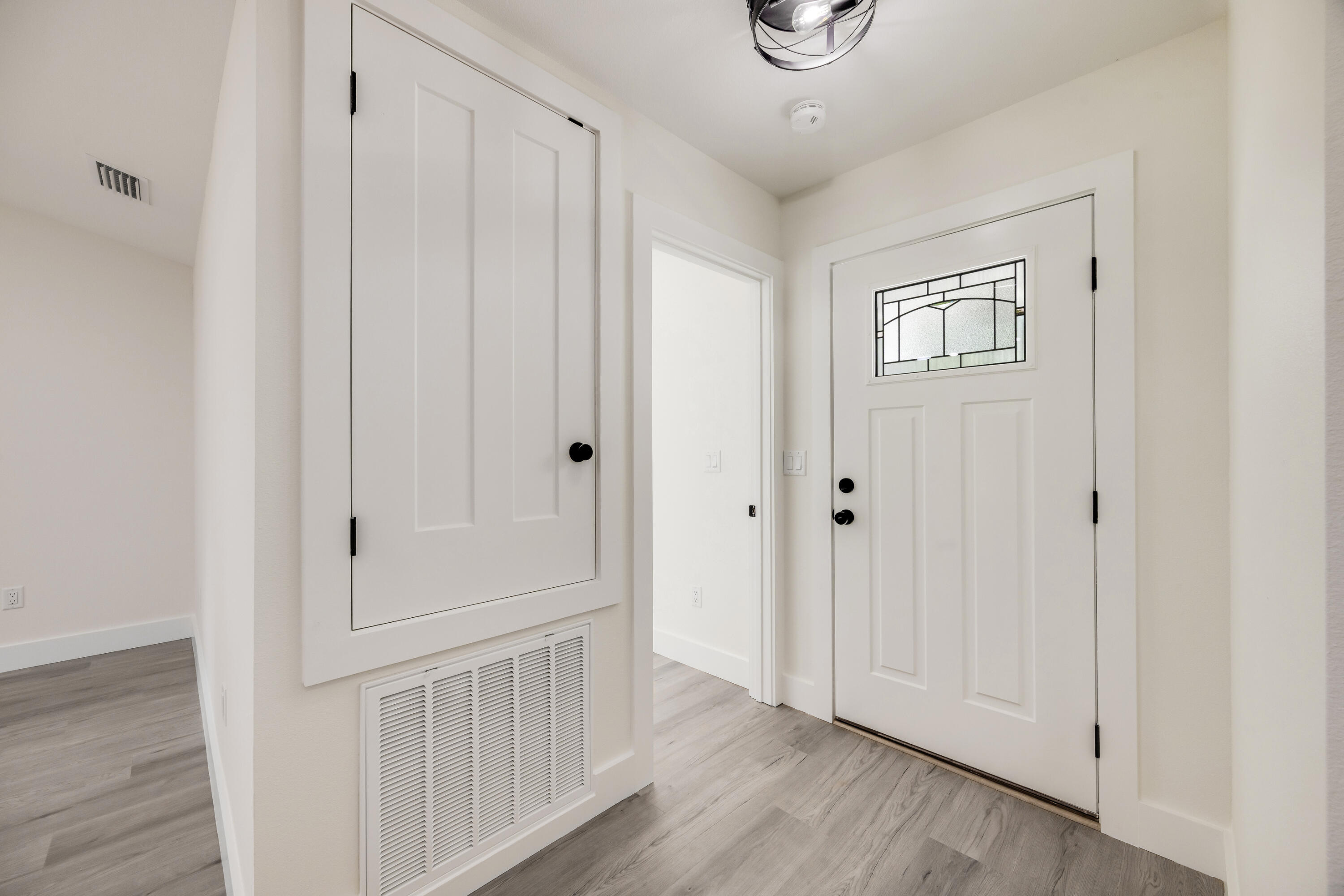 MORRIS ADD CRESTVIEW LOTS 68,69 & 70 BLK 21 - Residential