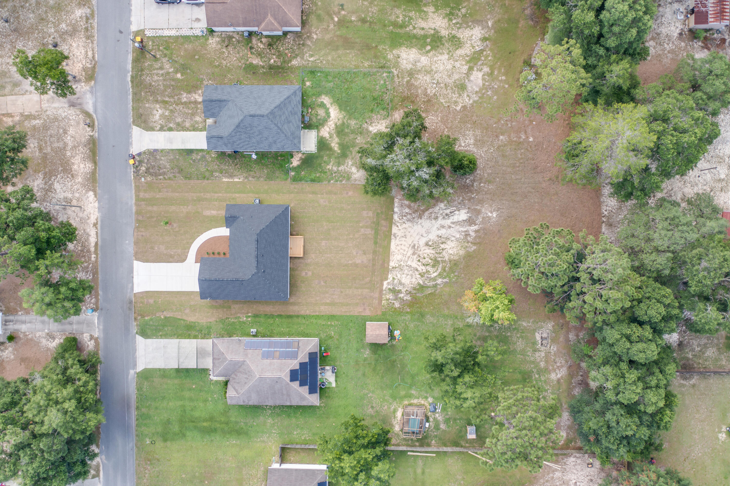 MORRIS ADD CRESTVIEW LOTS 68,69 & 70 BLK 21 - Residential