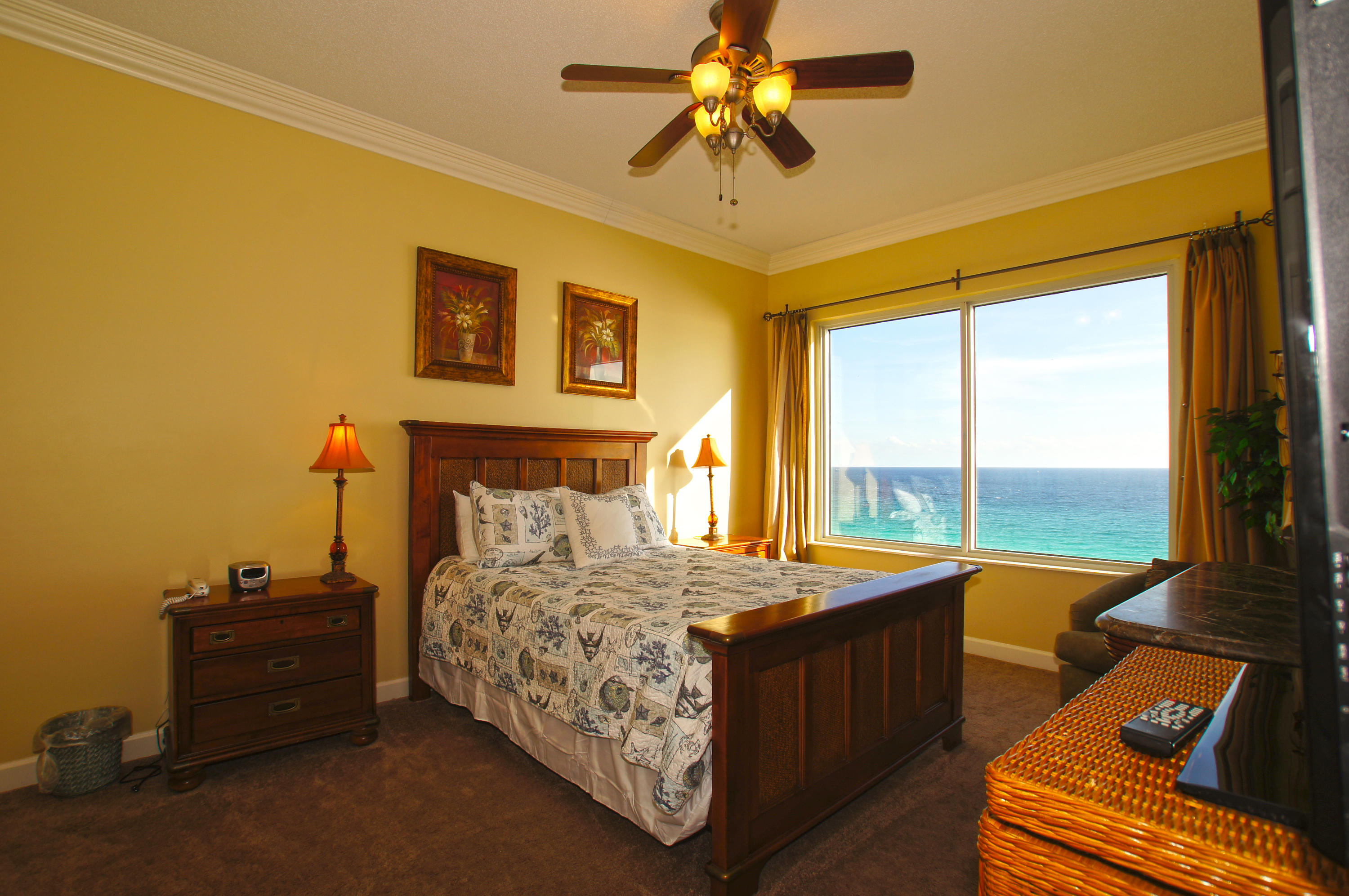 LEEWARD KEY - Residential