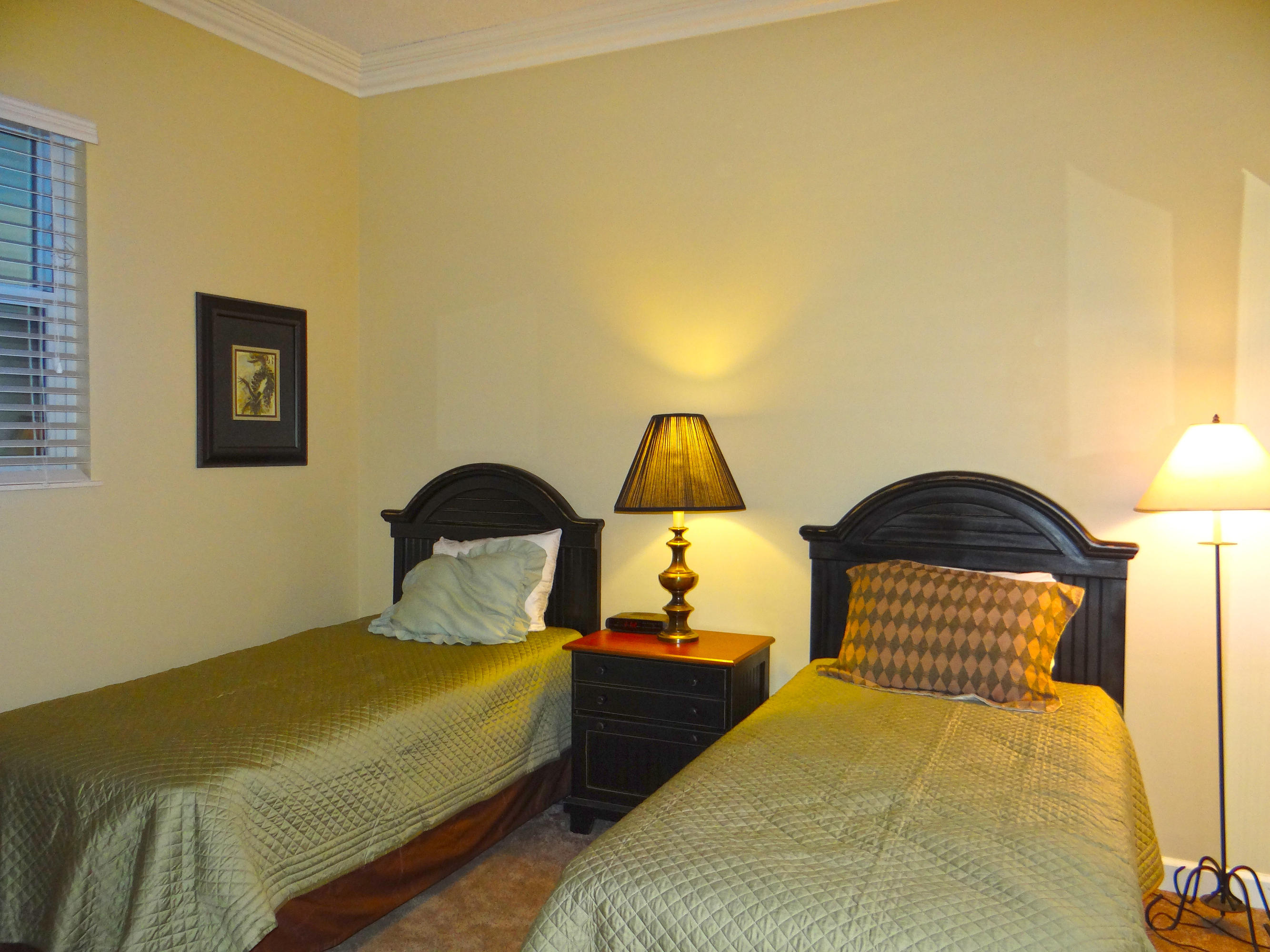 LEEWARD KEY - Residential