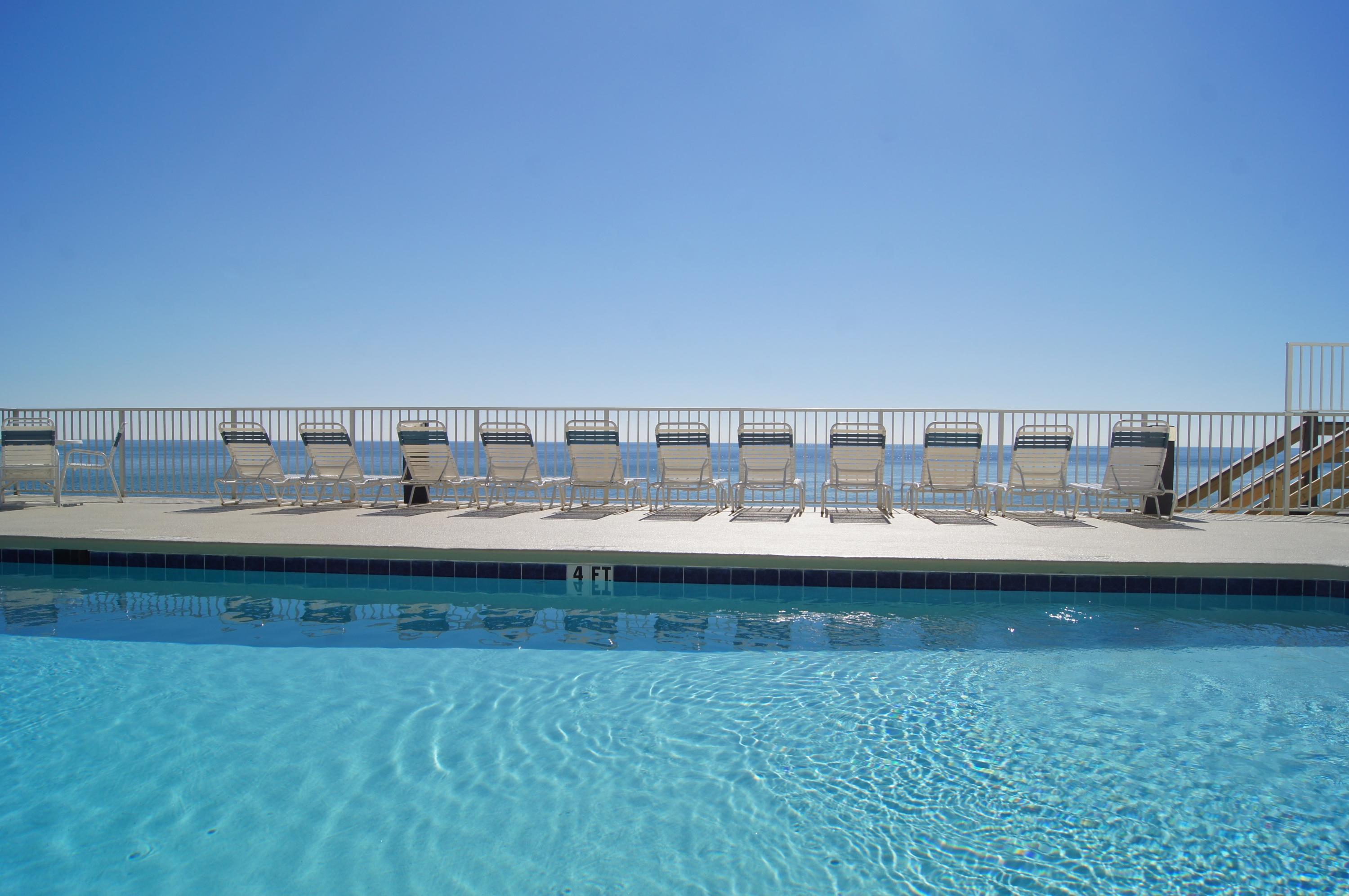 LEEWARD KEY - Residential