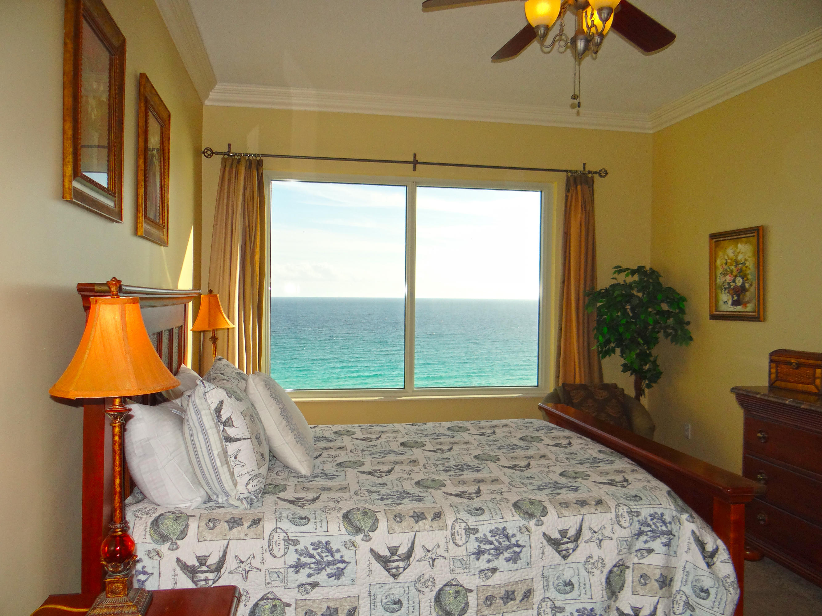 LEEWARD KEY - Residential