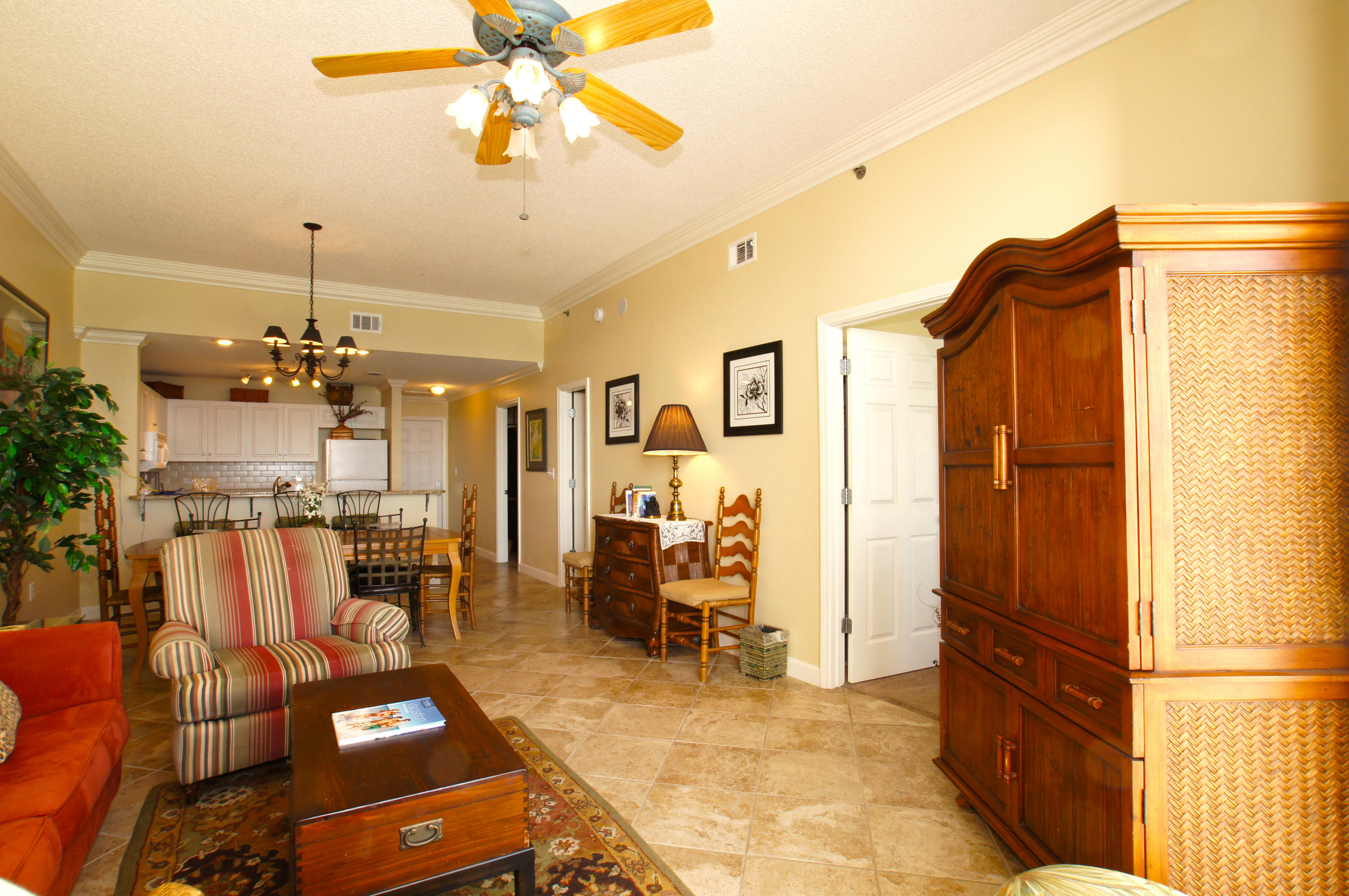 LEEWARD KEY - Residential