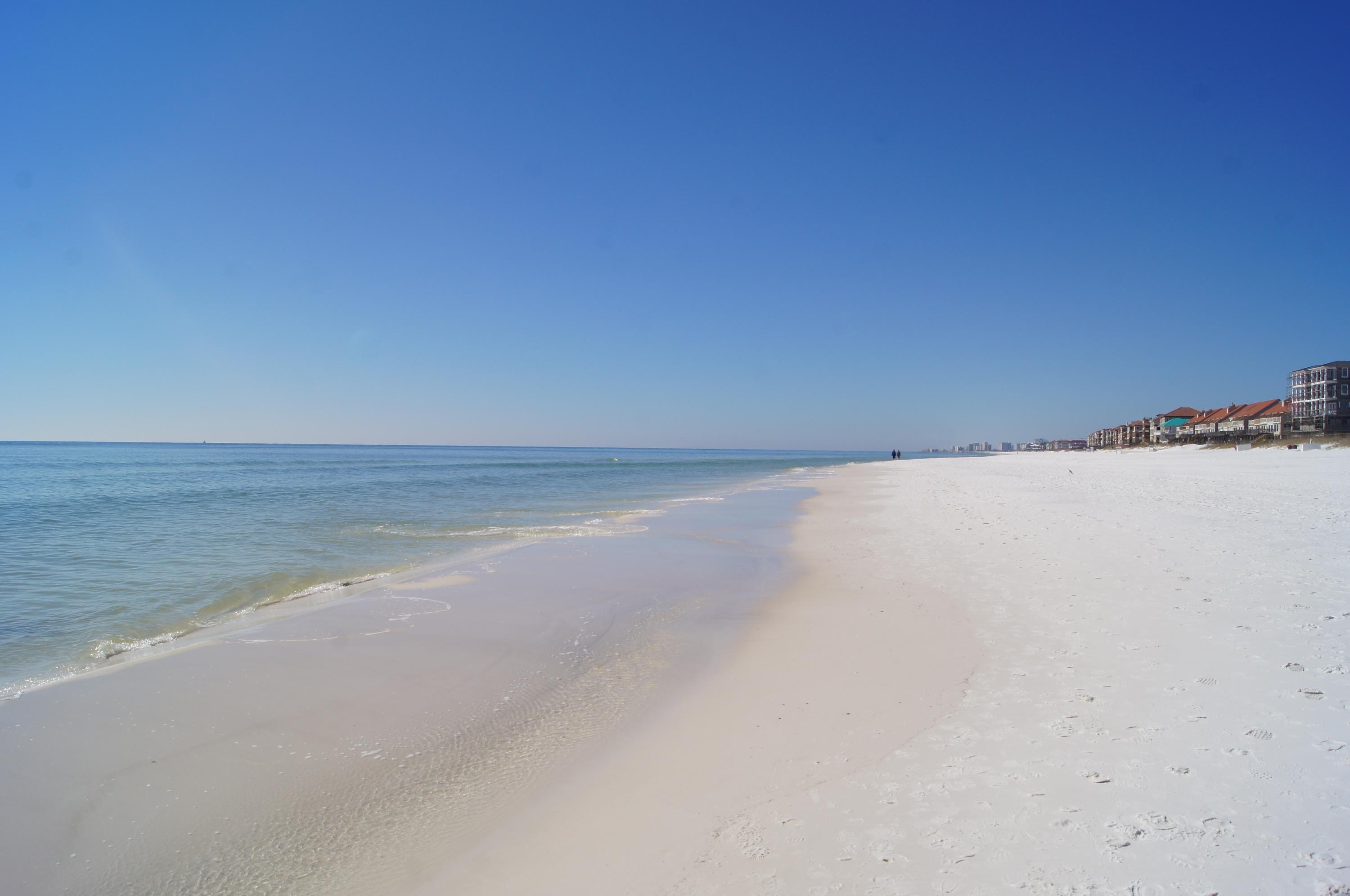 LEEWARD KEY - Residential