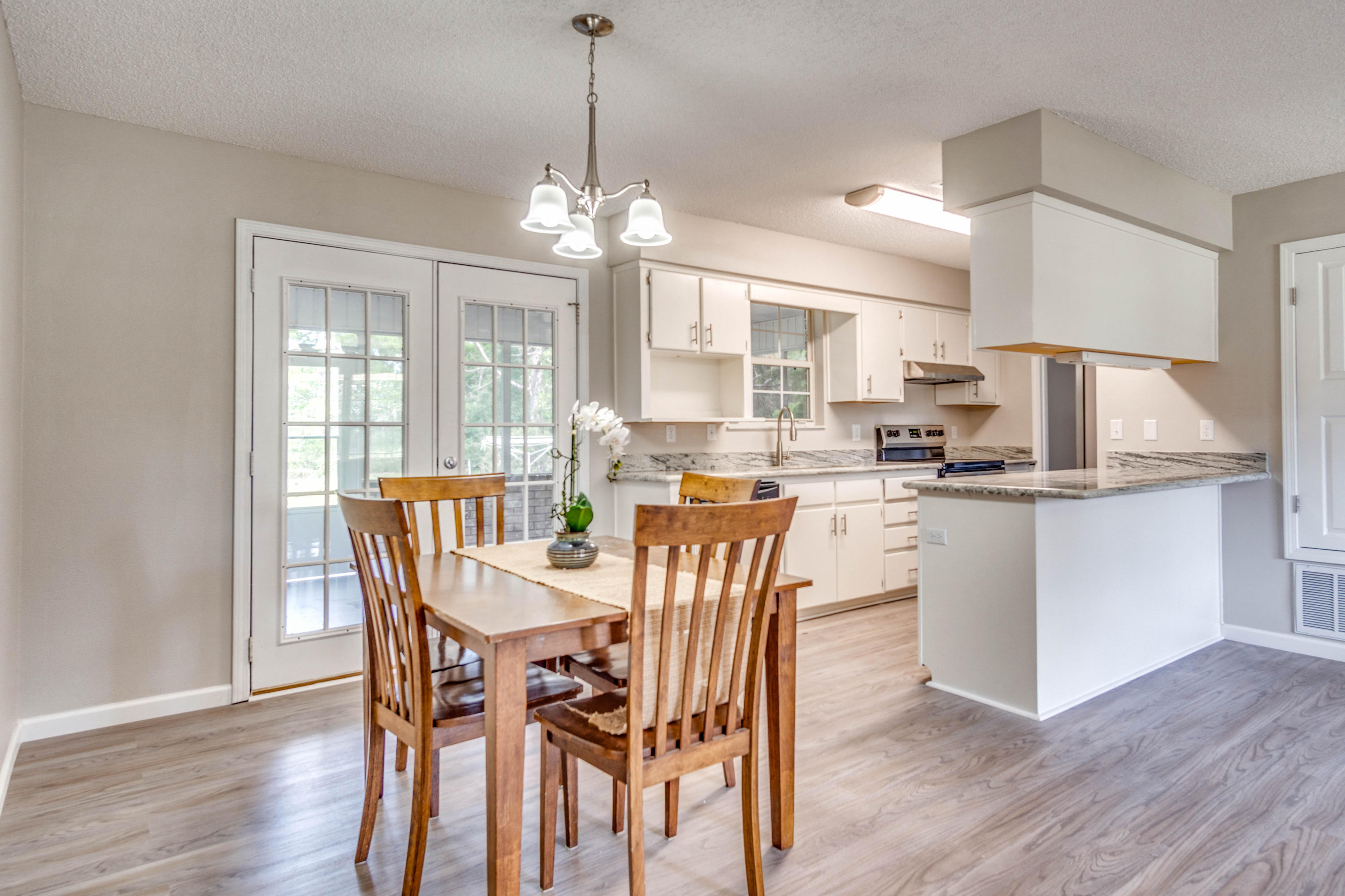 Navarre 2nd Addition - Residential