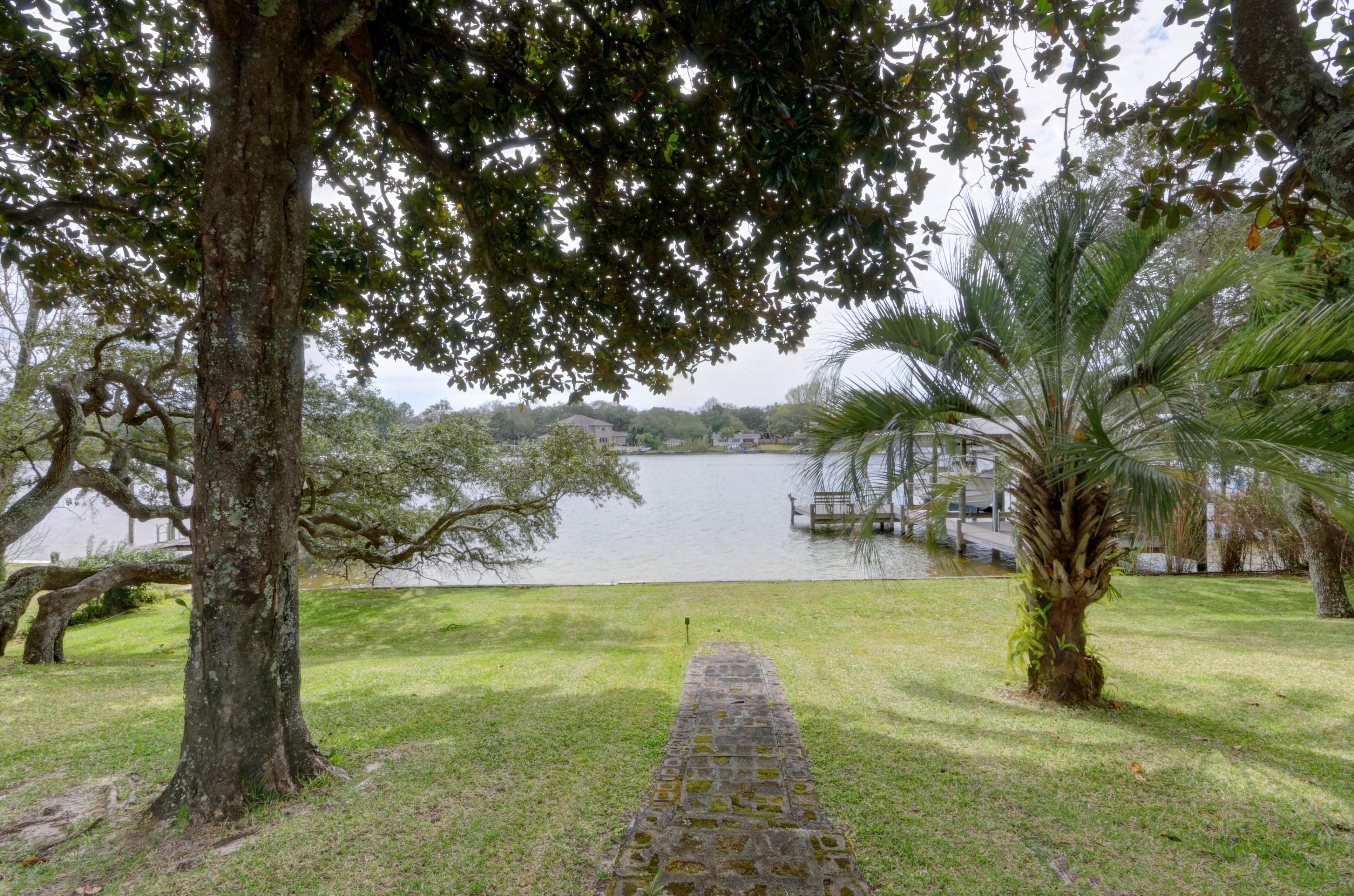 Bayou Vista S/D - Residential