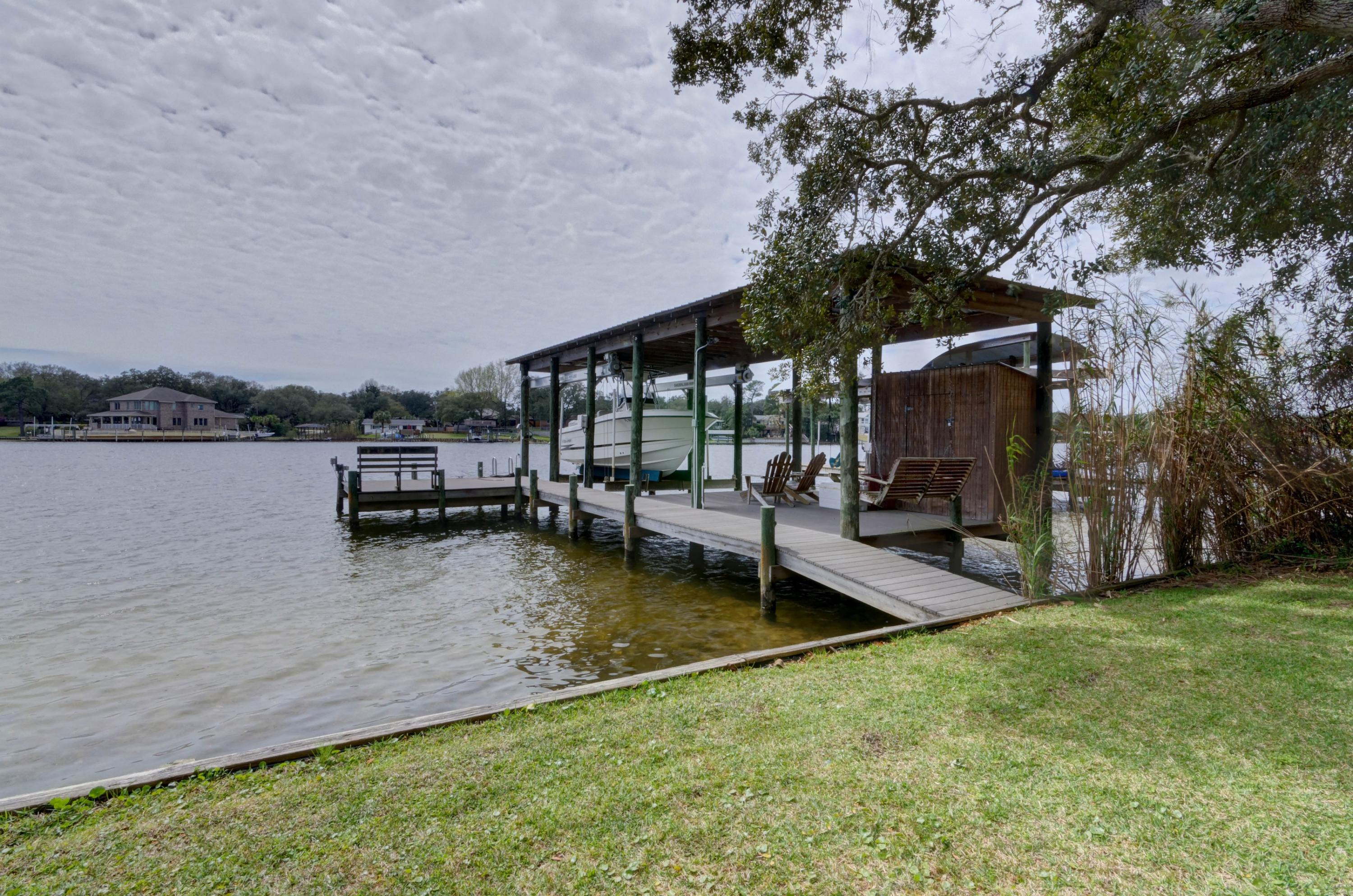 Bayou Vista S/D - Residential