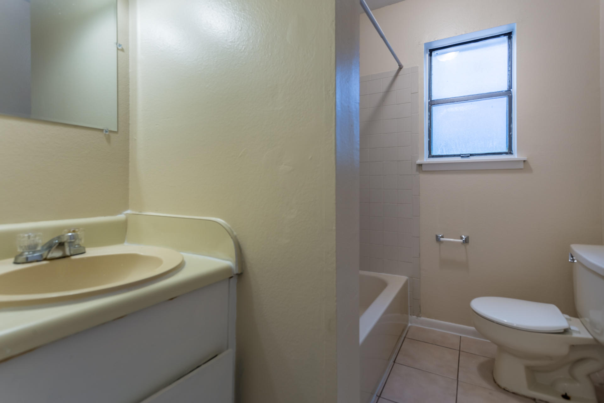 LIVE OAK - Residential Lease