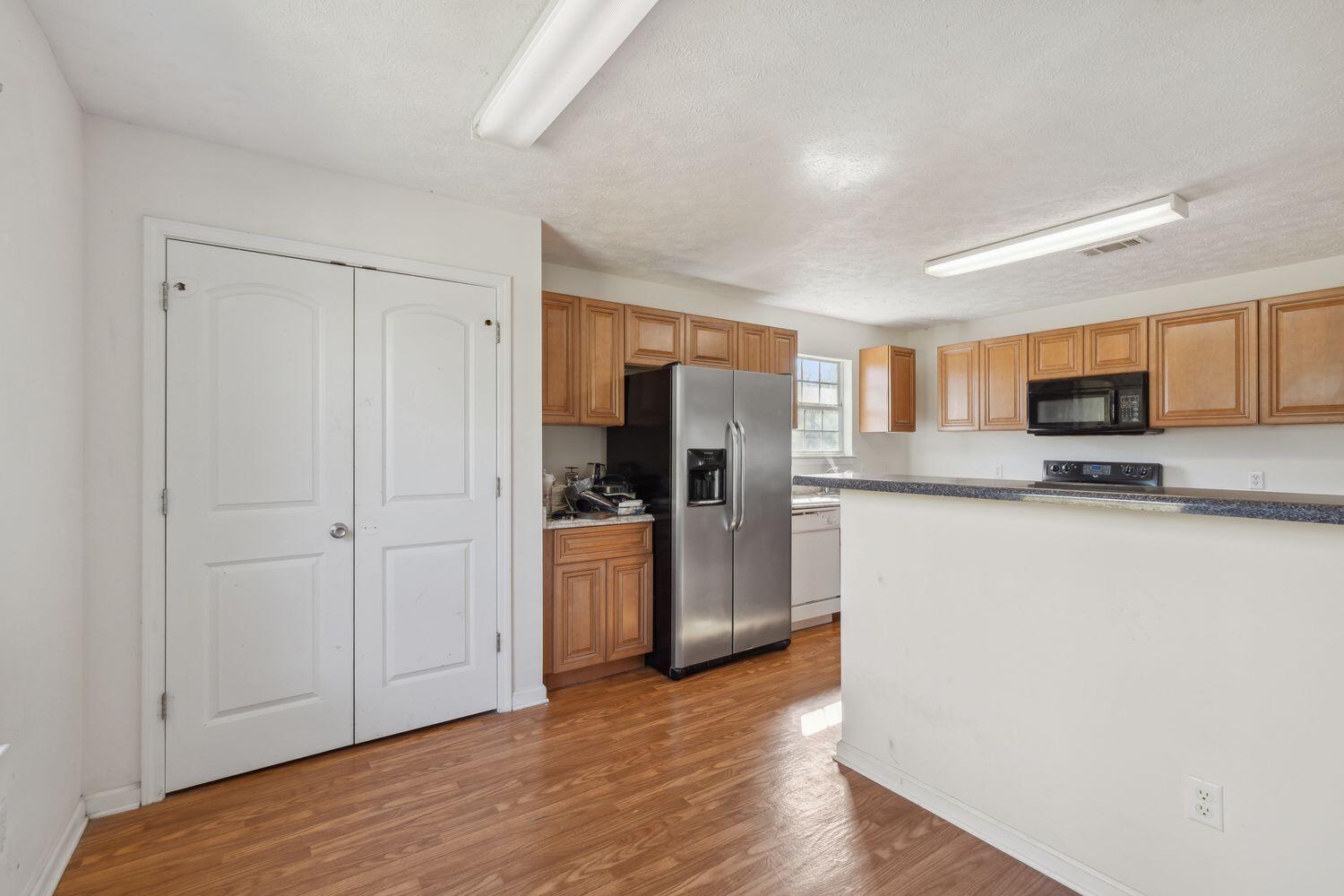 NO RECORDED SUBDIVISION - Residential