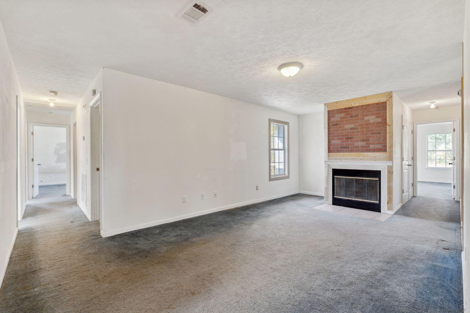 NO RECORDED SUBDIVISION - Residential