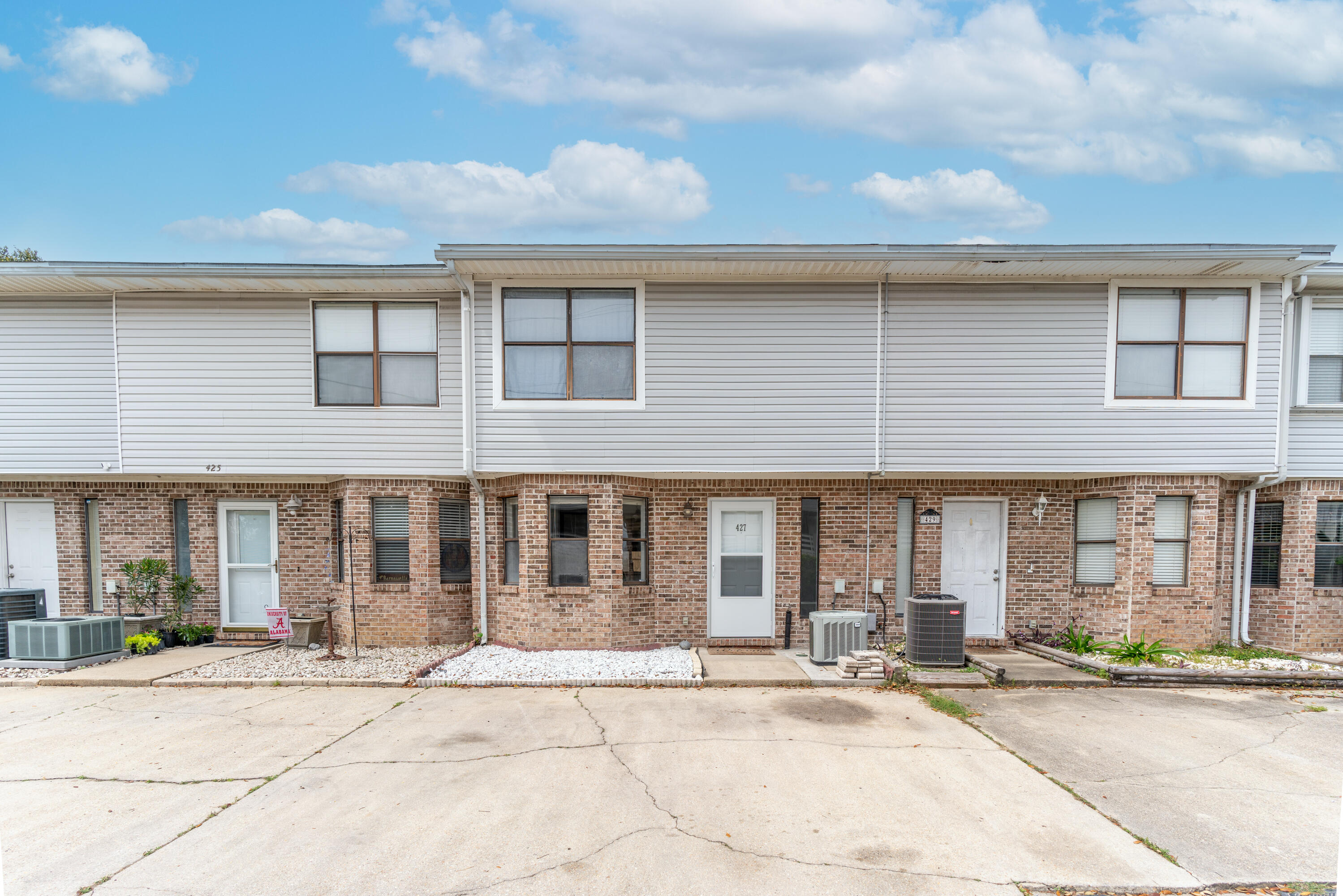 Harbor Townhomes - Residential