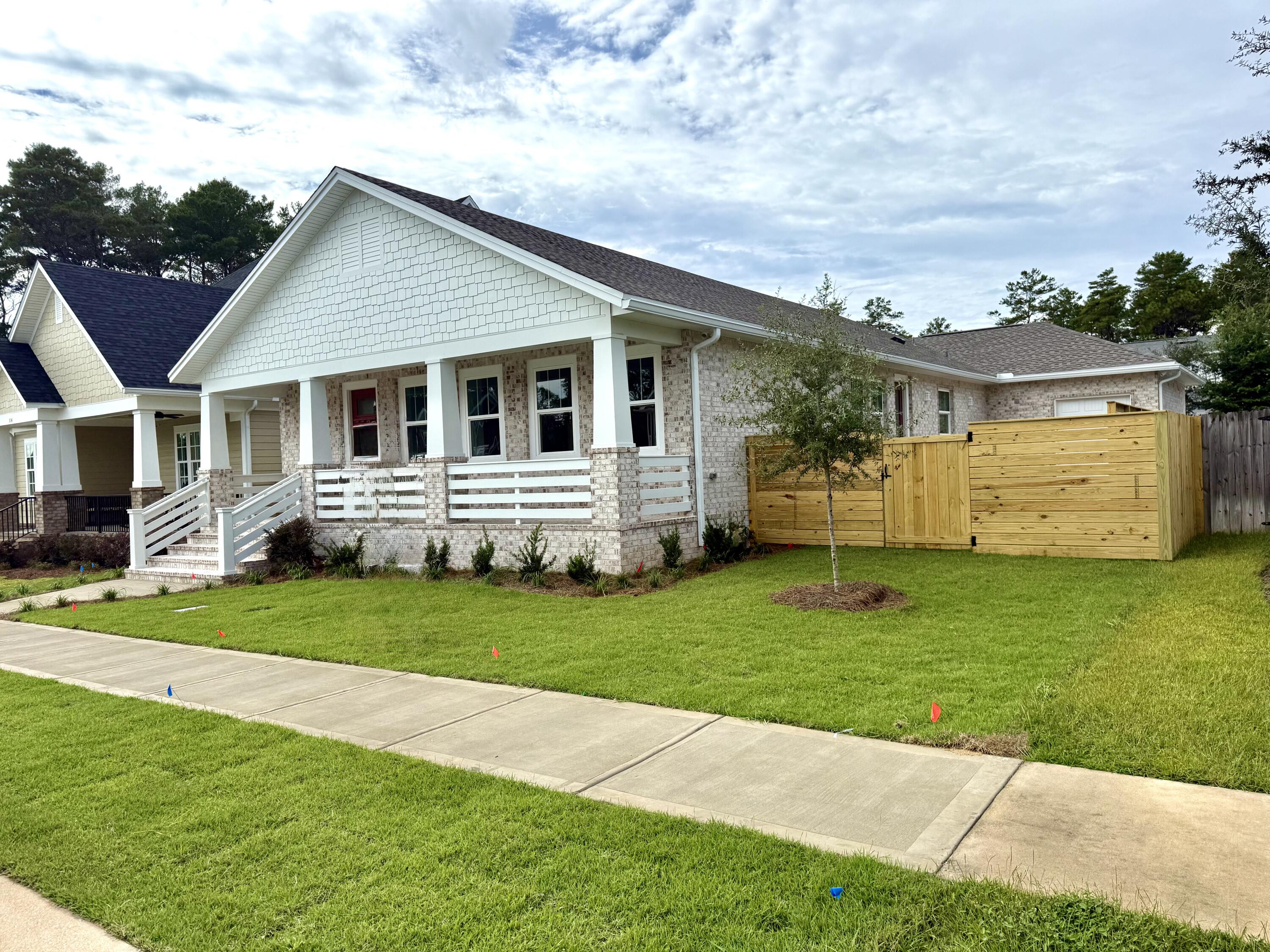 DEER MOSS CREEK - Residential