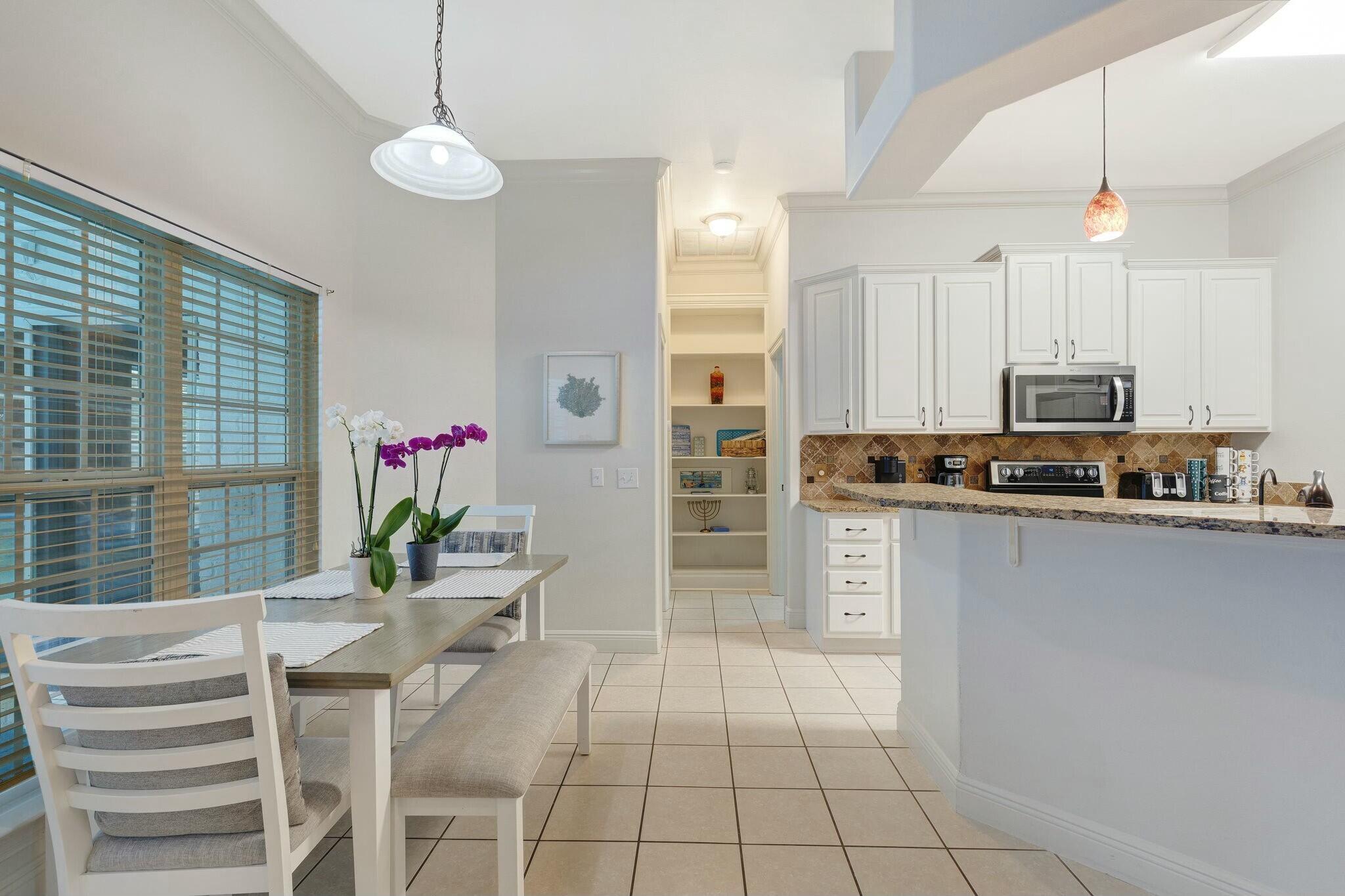 HOLIDAY SHORES ESTATES - Residential