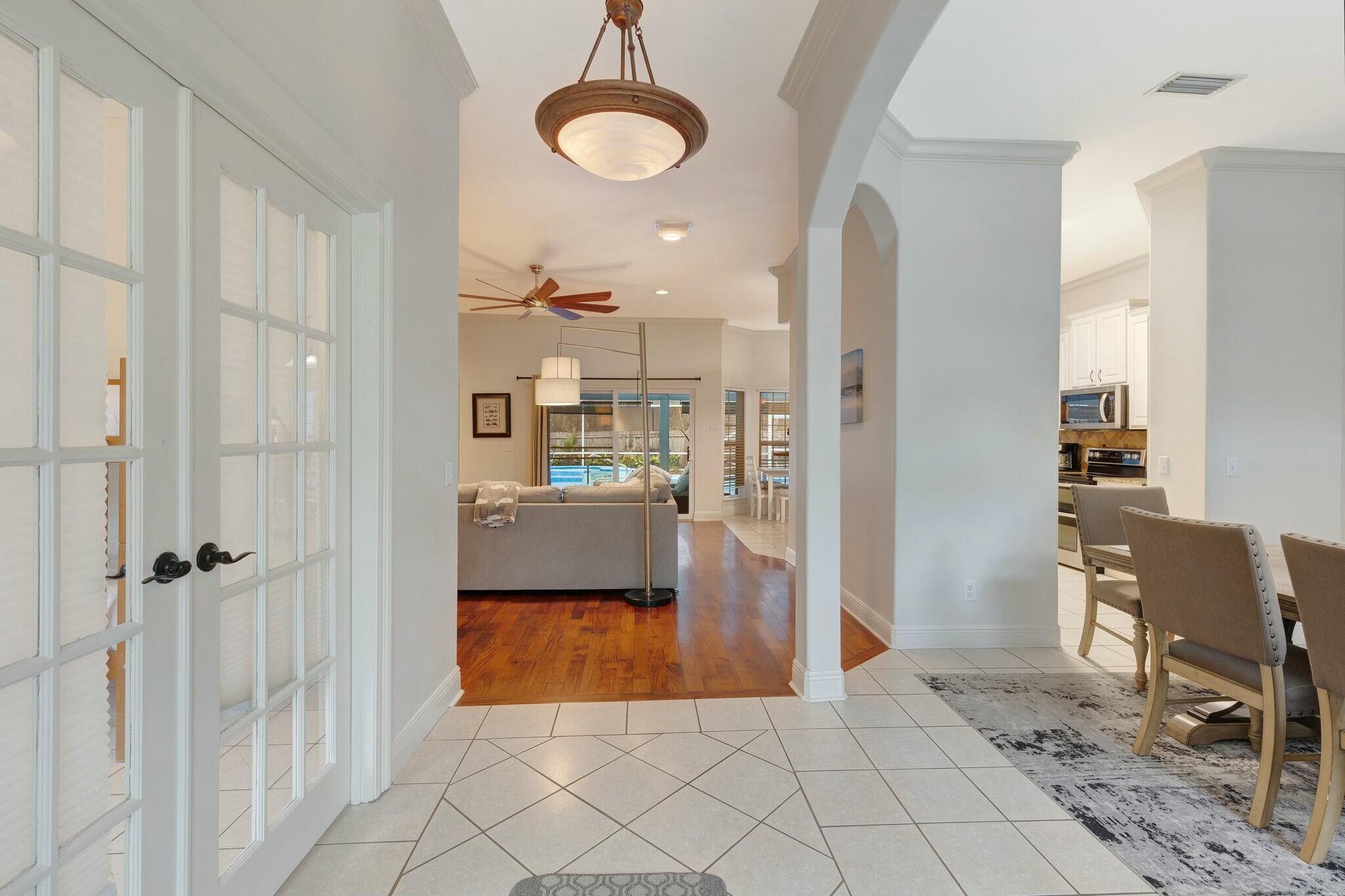 HOLIDAY SHORES ESTATES - Residential