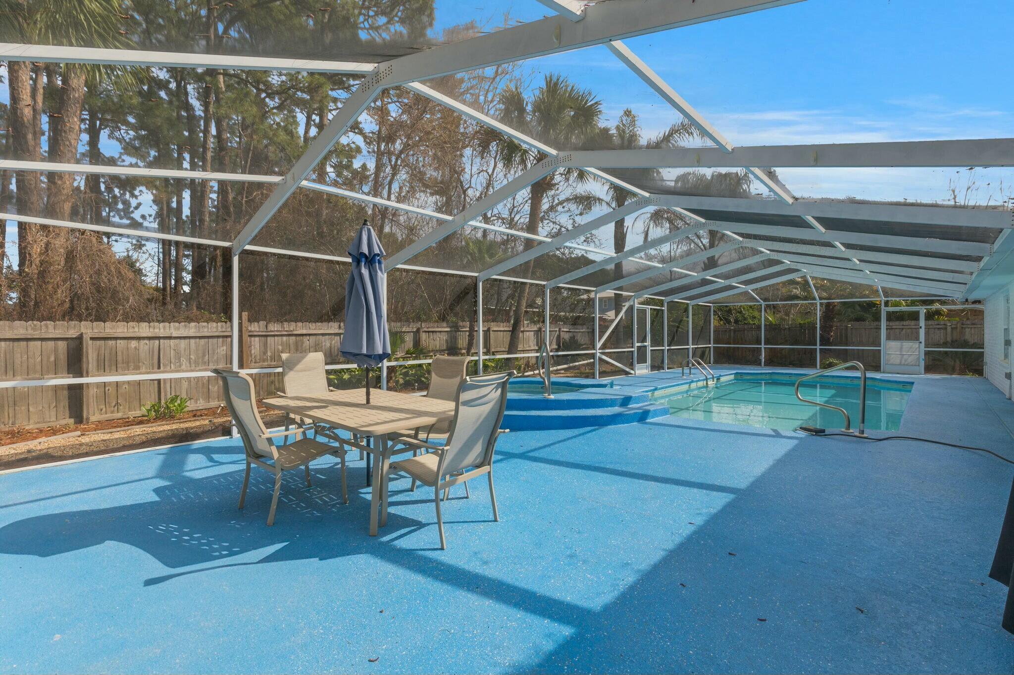 HOLIDAY SHORES ESTATES - Residential