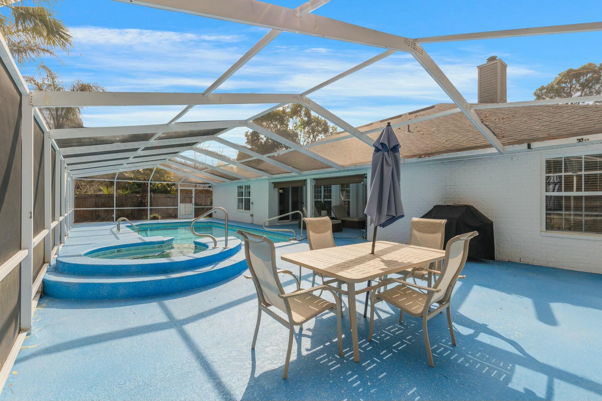 HOLIDAY SHORES ESTATES - Residential