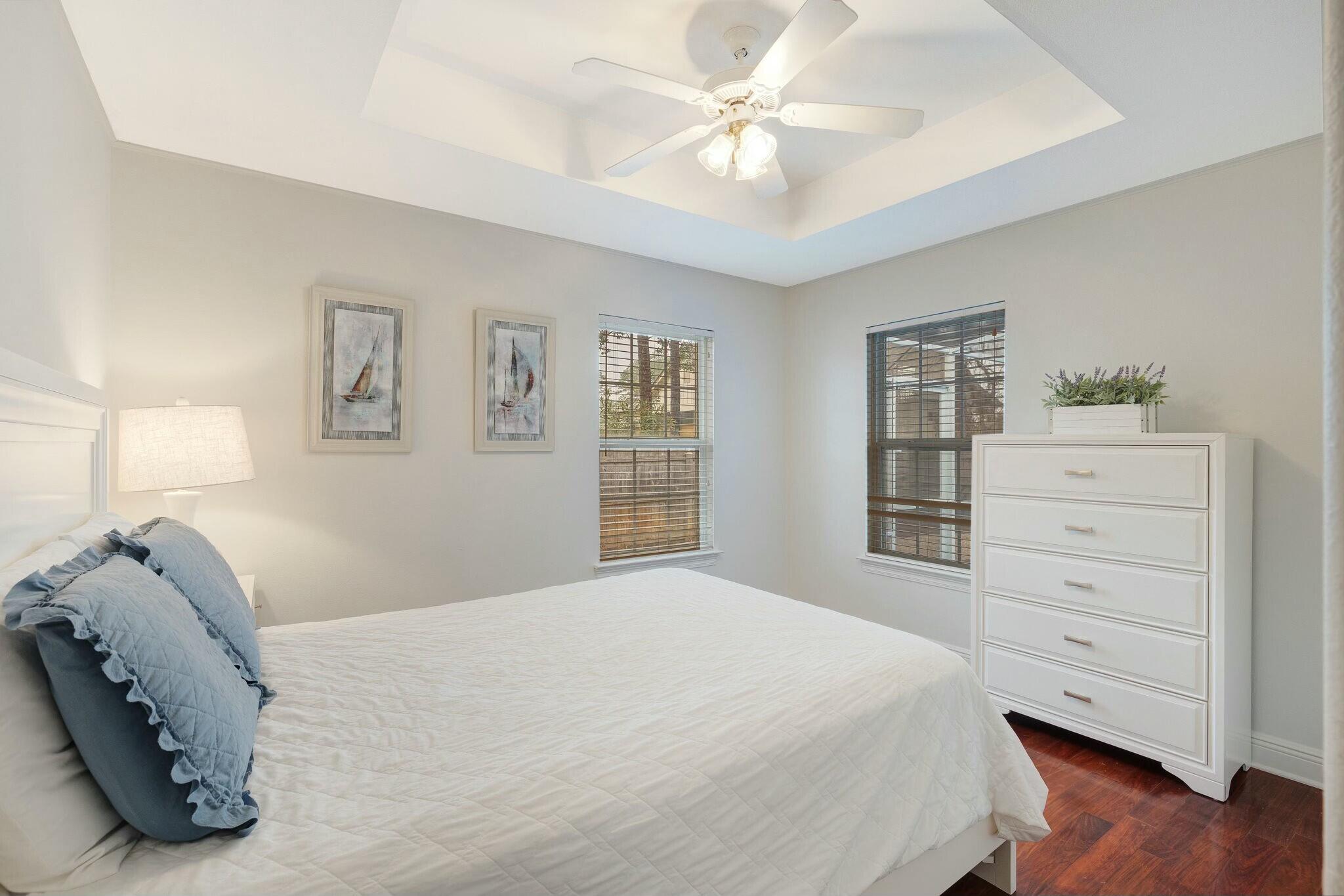 HOLIDAY SHORES ESTATES - Residential