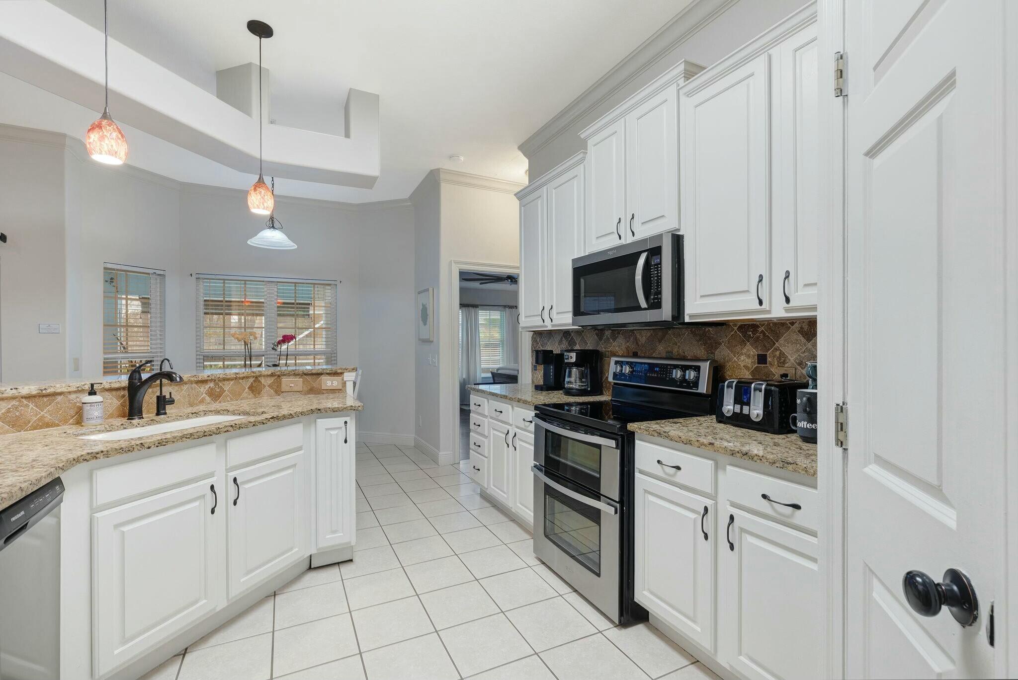 HOLIDAY SHORES ESTATES - Residential