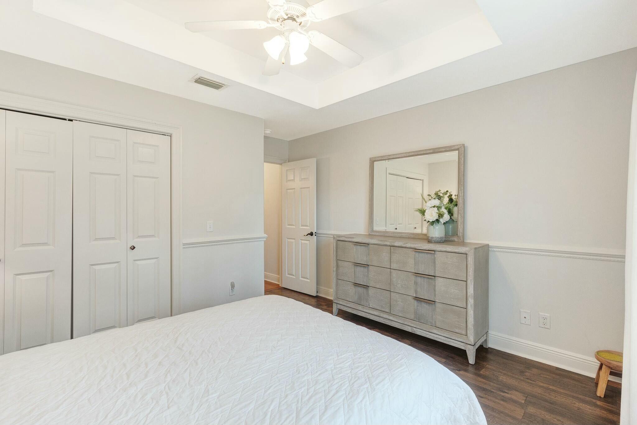 HOLIDAY SHORES ESTATES - Residential