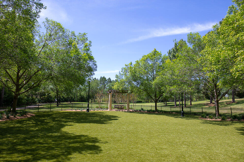 ONE WATER PLACE AT KELLY PLANTATION - Residential