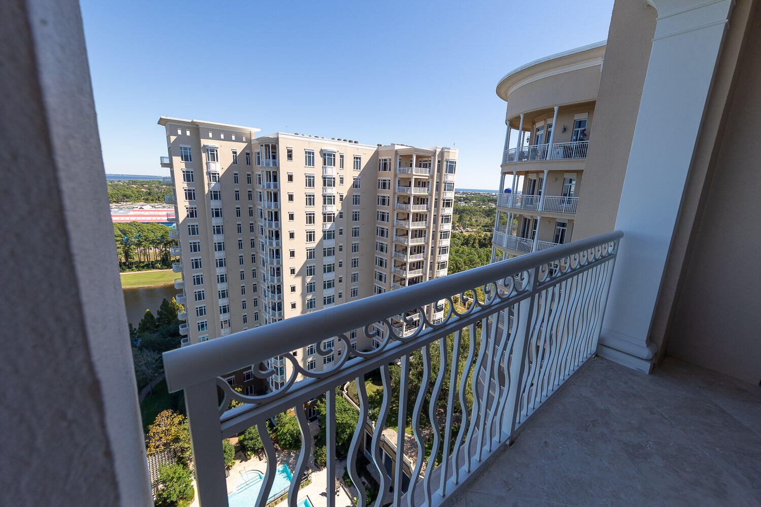 ONE WATER PLACE AT KELLY PLANTATION - Residential