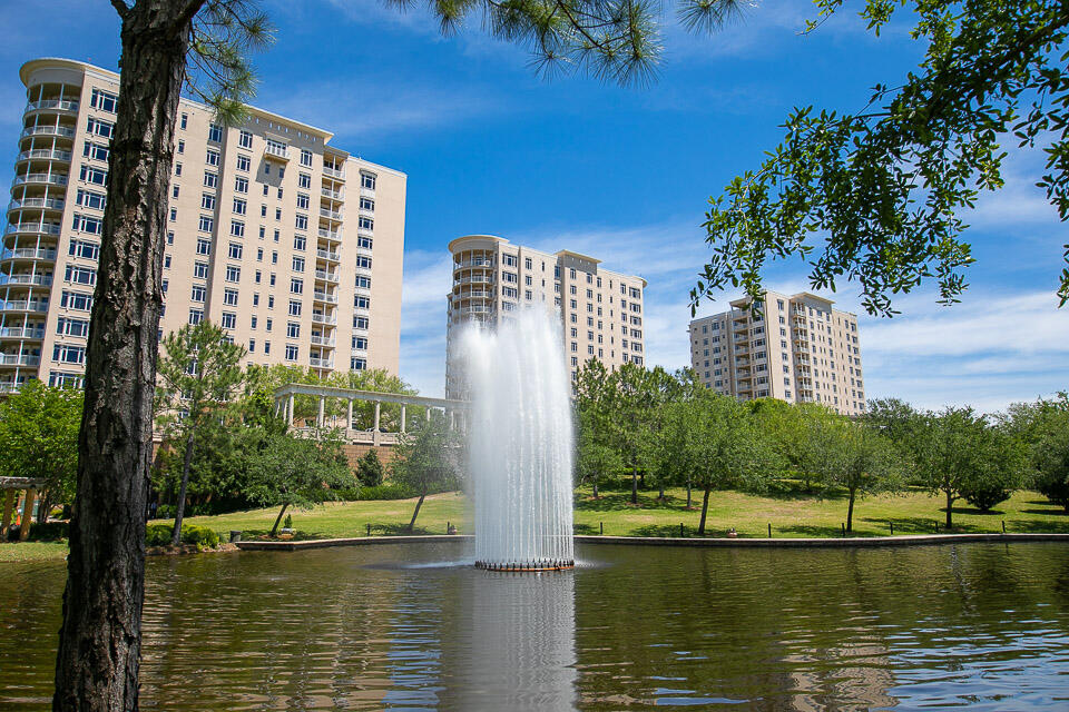 ONE WATER PLACE AT KELLY PLANTATION - Residential