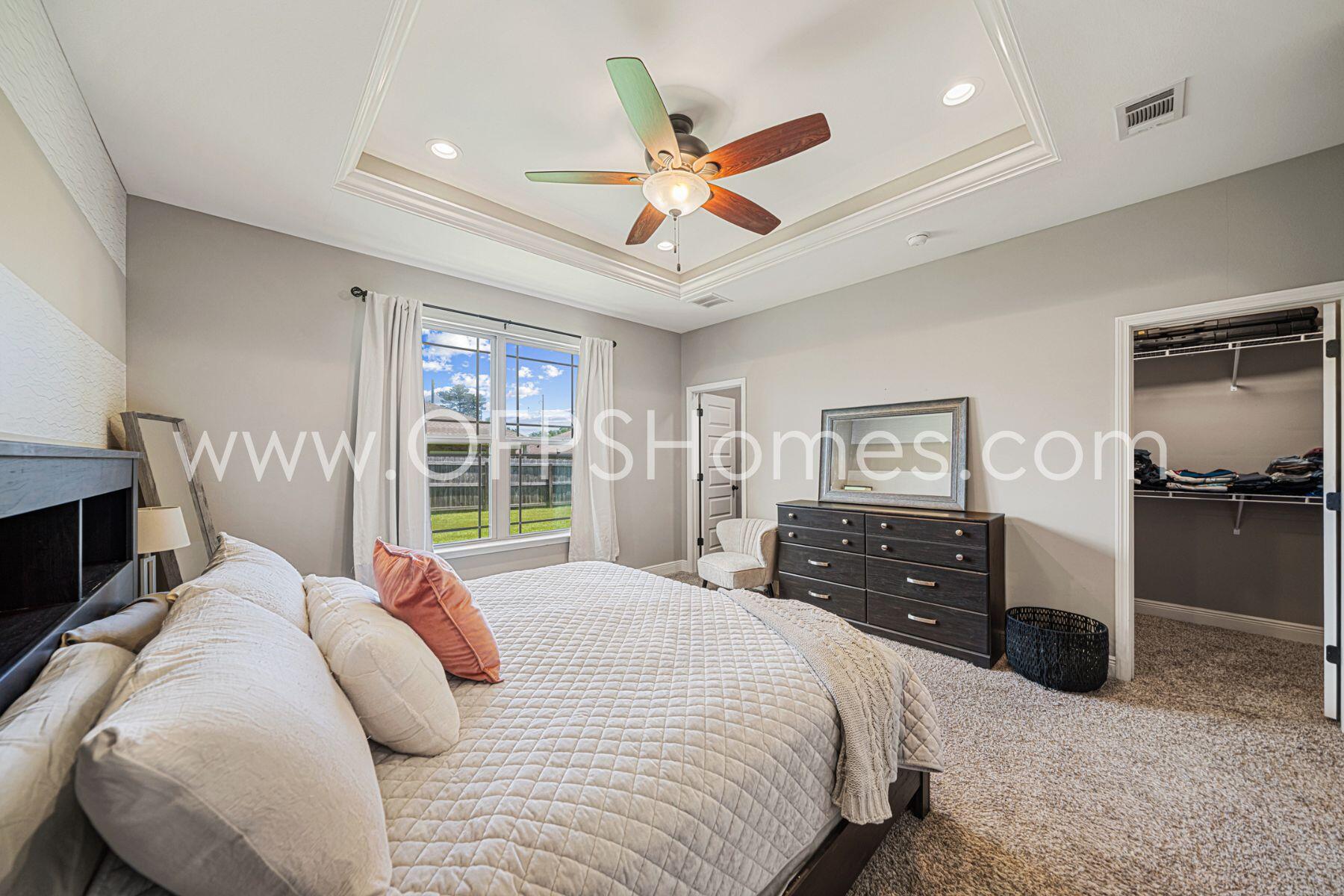 SCHOOLVIEW - Residential Lease