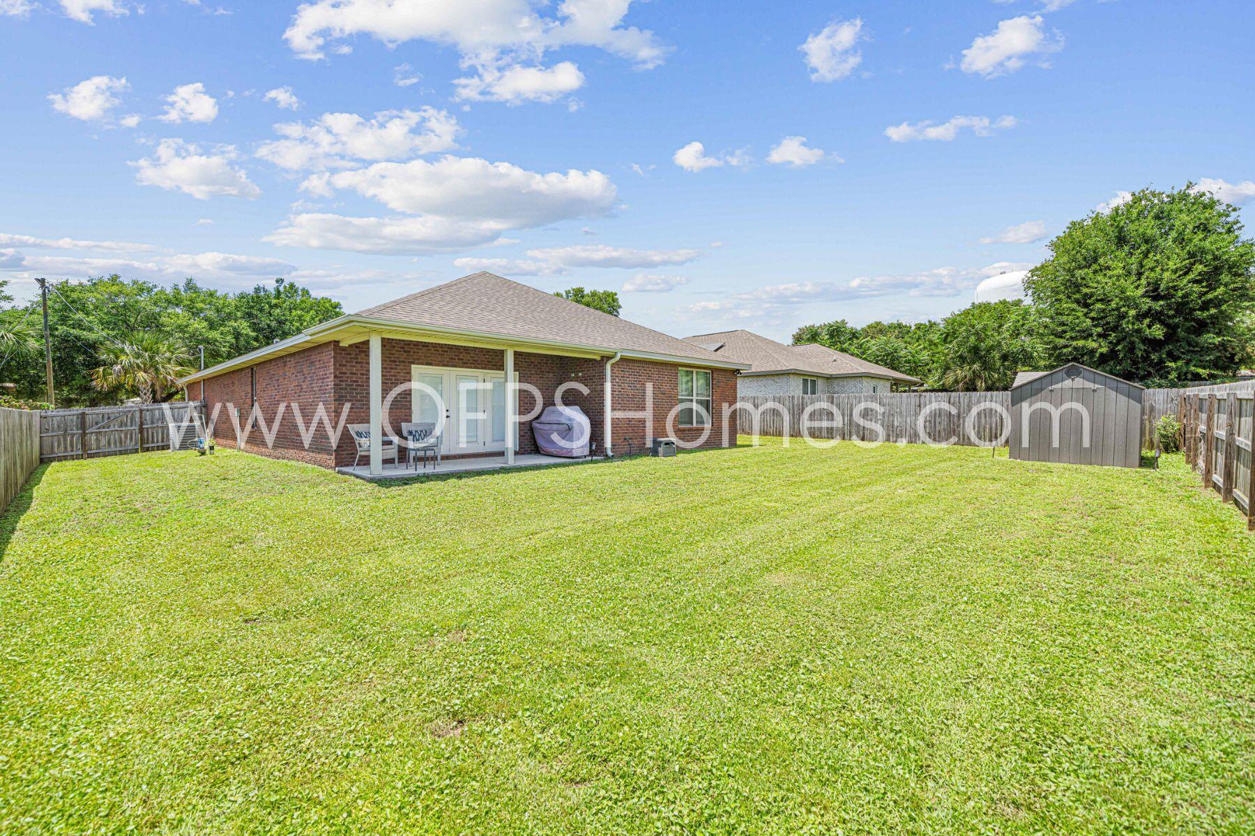 SCHOOLVIEW - Residential Lease