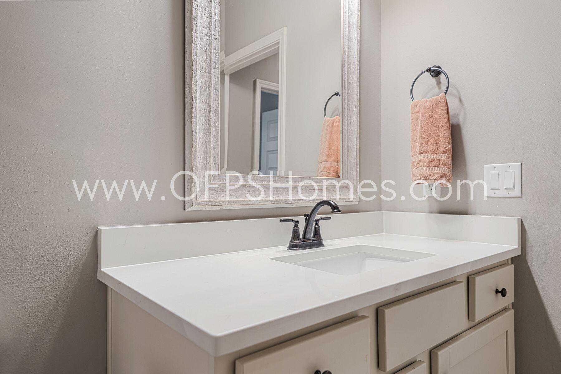 SCHOOLVIEW - Residential Lease