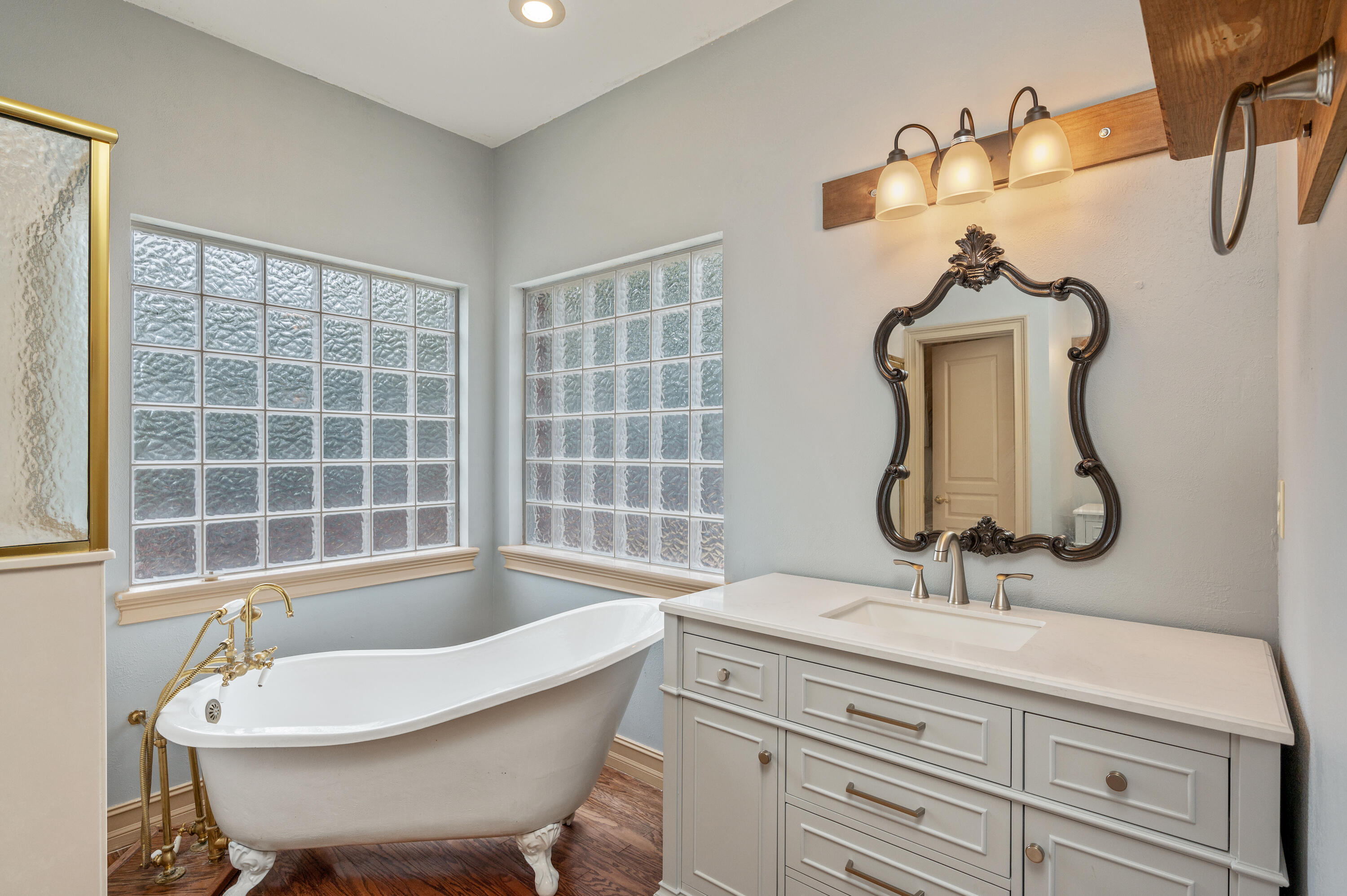 RIVERCHASE S/D PH 2 - Residential