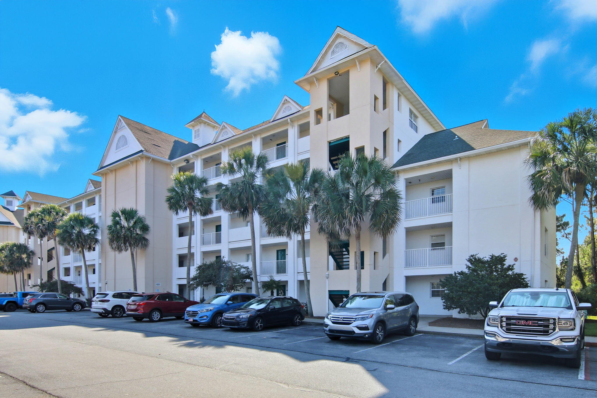 FLORIDA CLUB - Residential