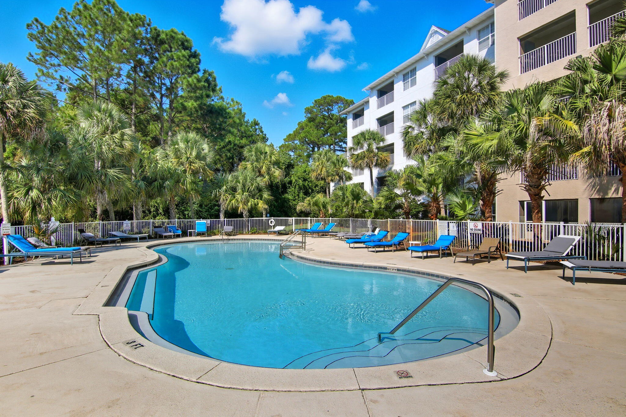 FLORIDA CLUB - Residential