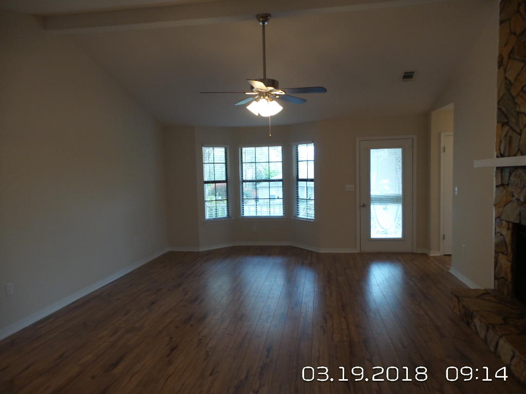 COUNTRYVIEW ESTATES - Residential Lease