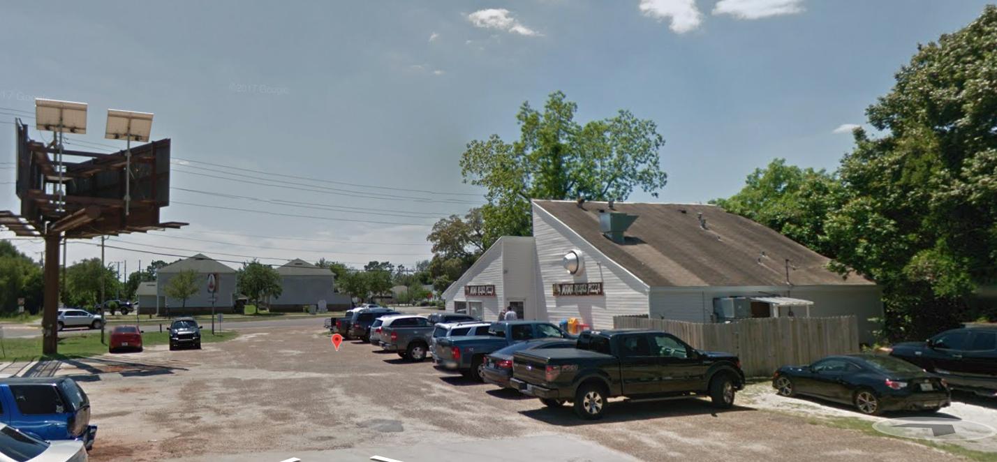 2100 SF restaurant sitting on .57 acre corner location just west of Okaloosa County Courthouse, sits next to 50 acre vacant parcel that is about to be developed, formerly Mama Rosa Pizza and currently Crust, tenant month to month, kitchen equipment in place