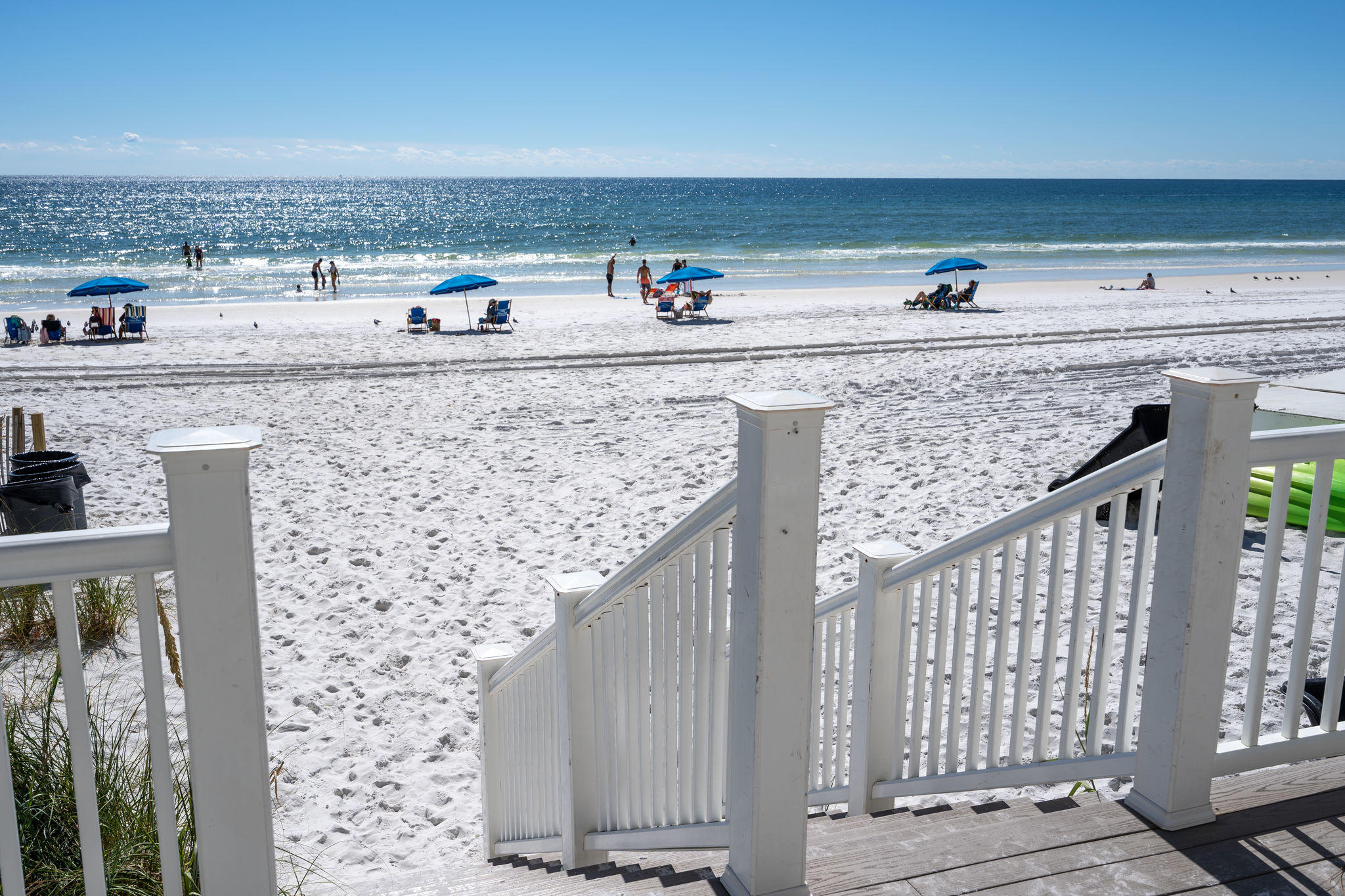 SILVER BEACH TOWERS - Residential