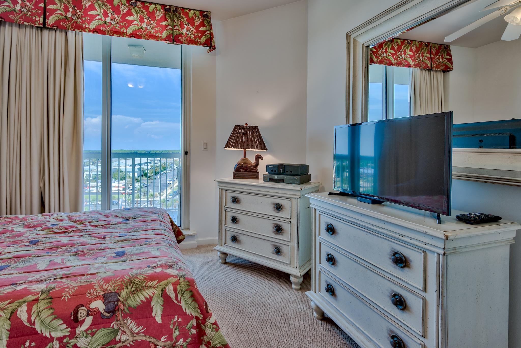 SILVER BEACH TOWERS - Residential