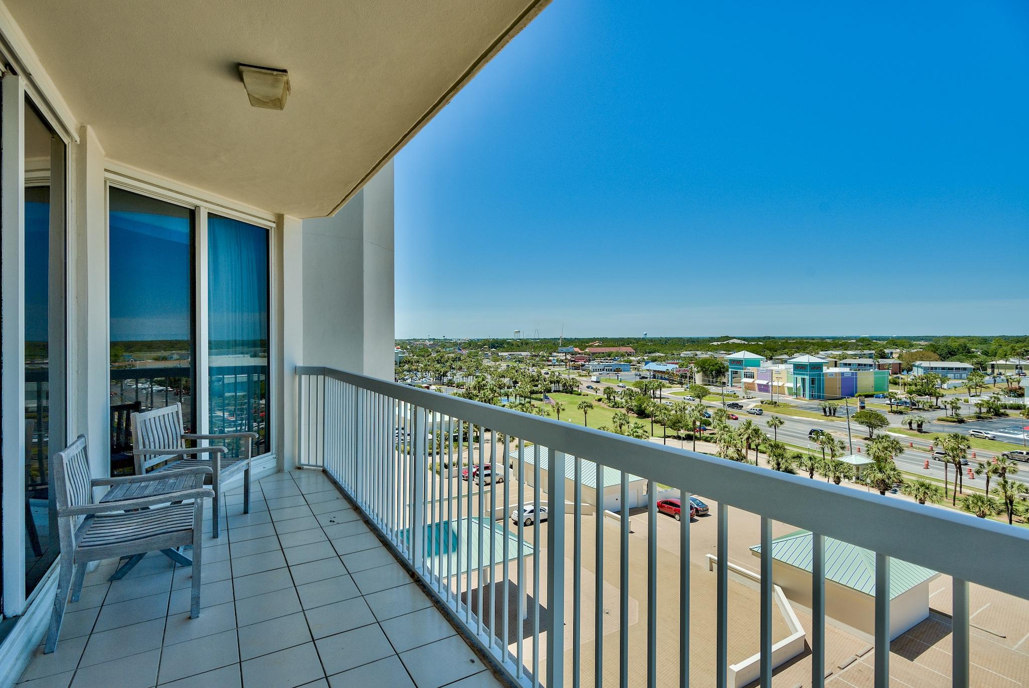 SILVER BEACH TOWERS - Residential