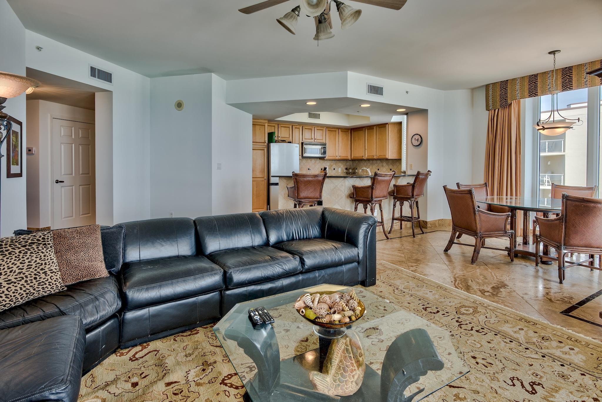 SILVER BEACH TOWERS - Residential