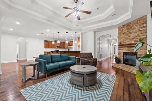 HAMMOCK BAY - Residential