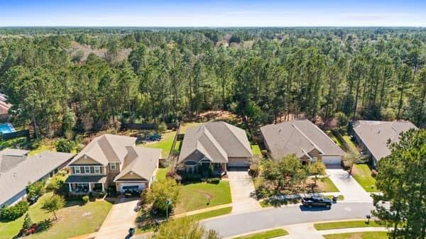 HAMMOCK BAY - Residential