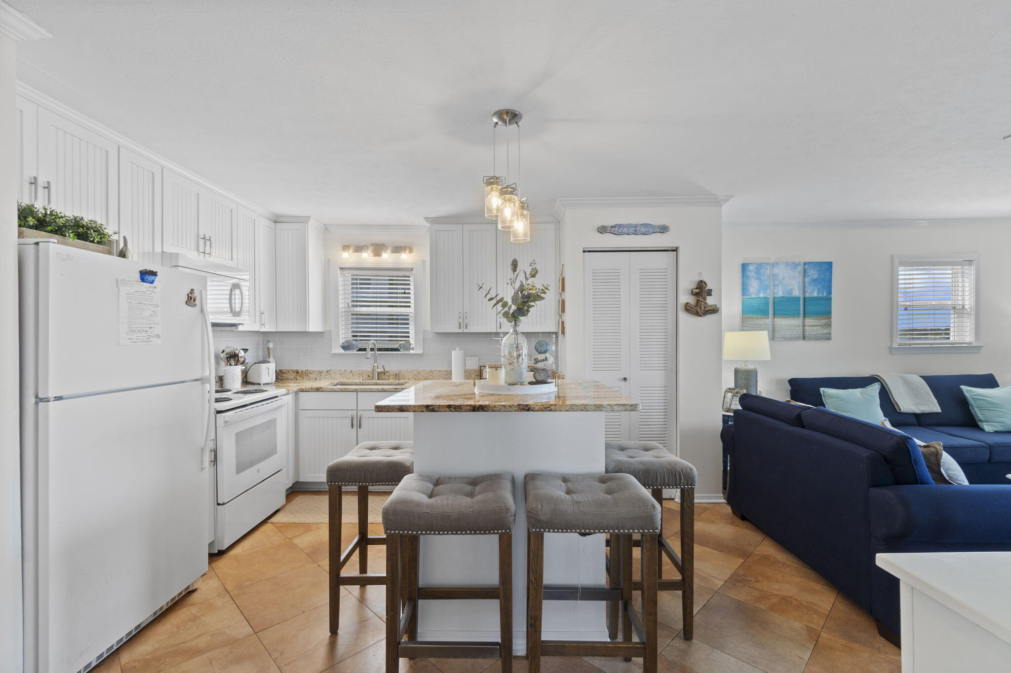 HERMITAGE CONDOMINIUM - Residential