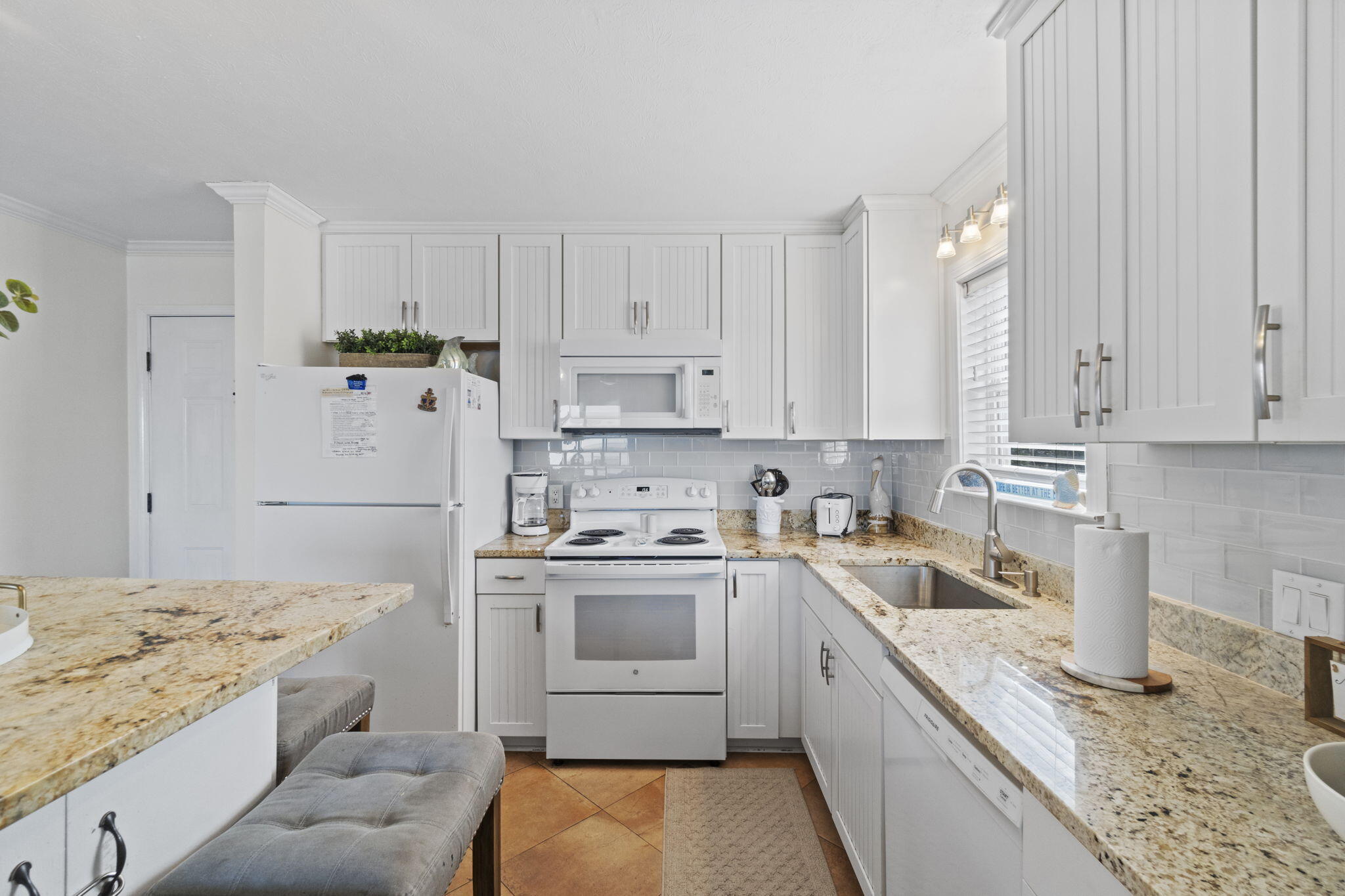 HERMITAGE CONDOMINIUM - Residential