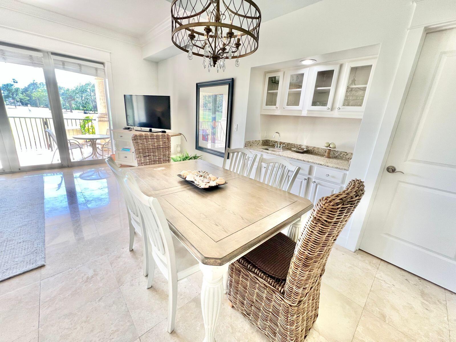 PINE RIDGE VILLAS - Residential