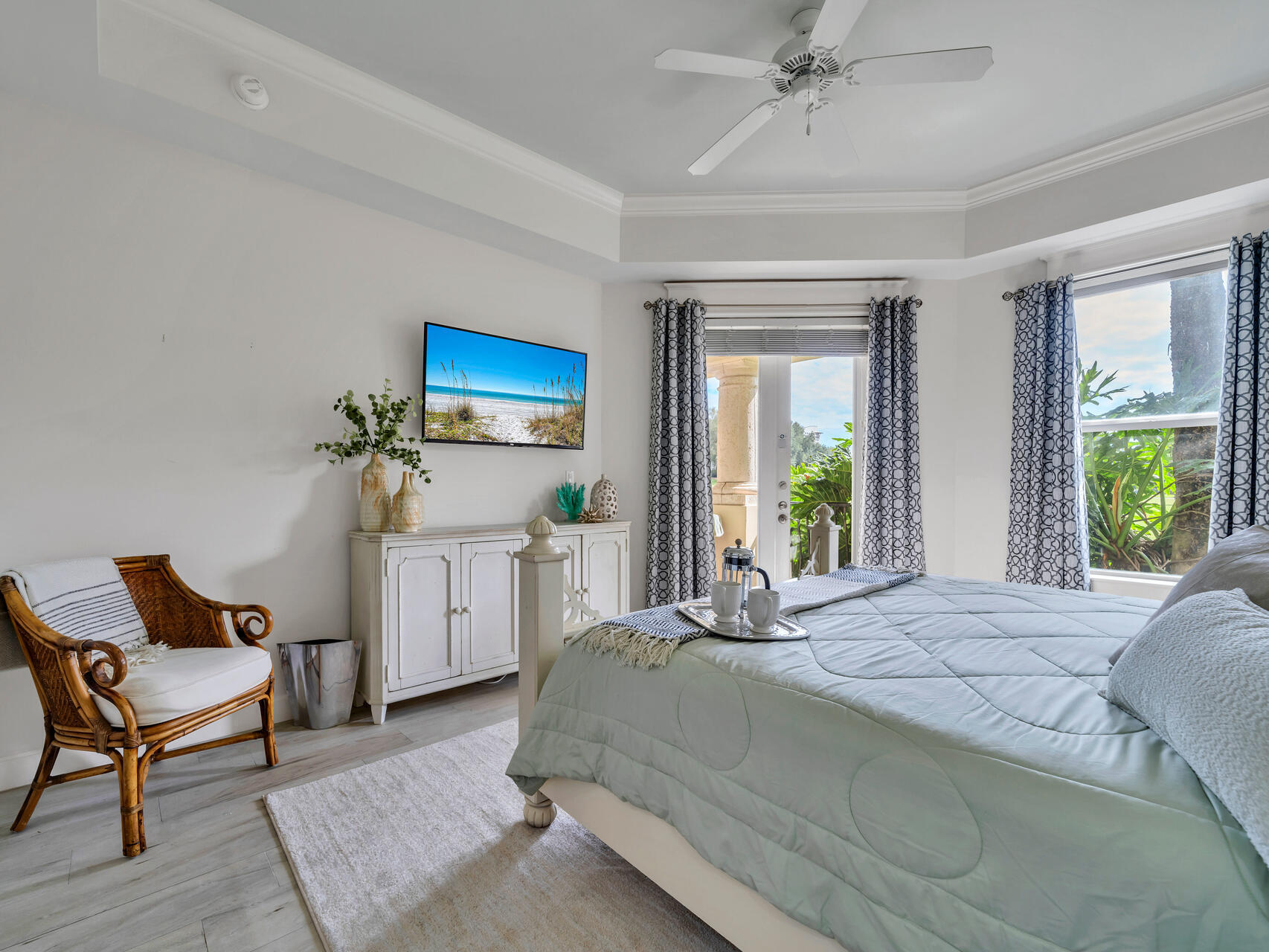 PINE RIDGE VILLAS - Residential