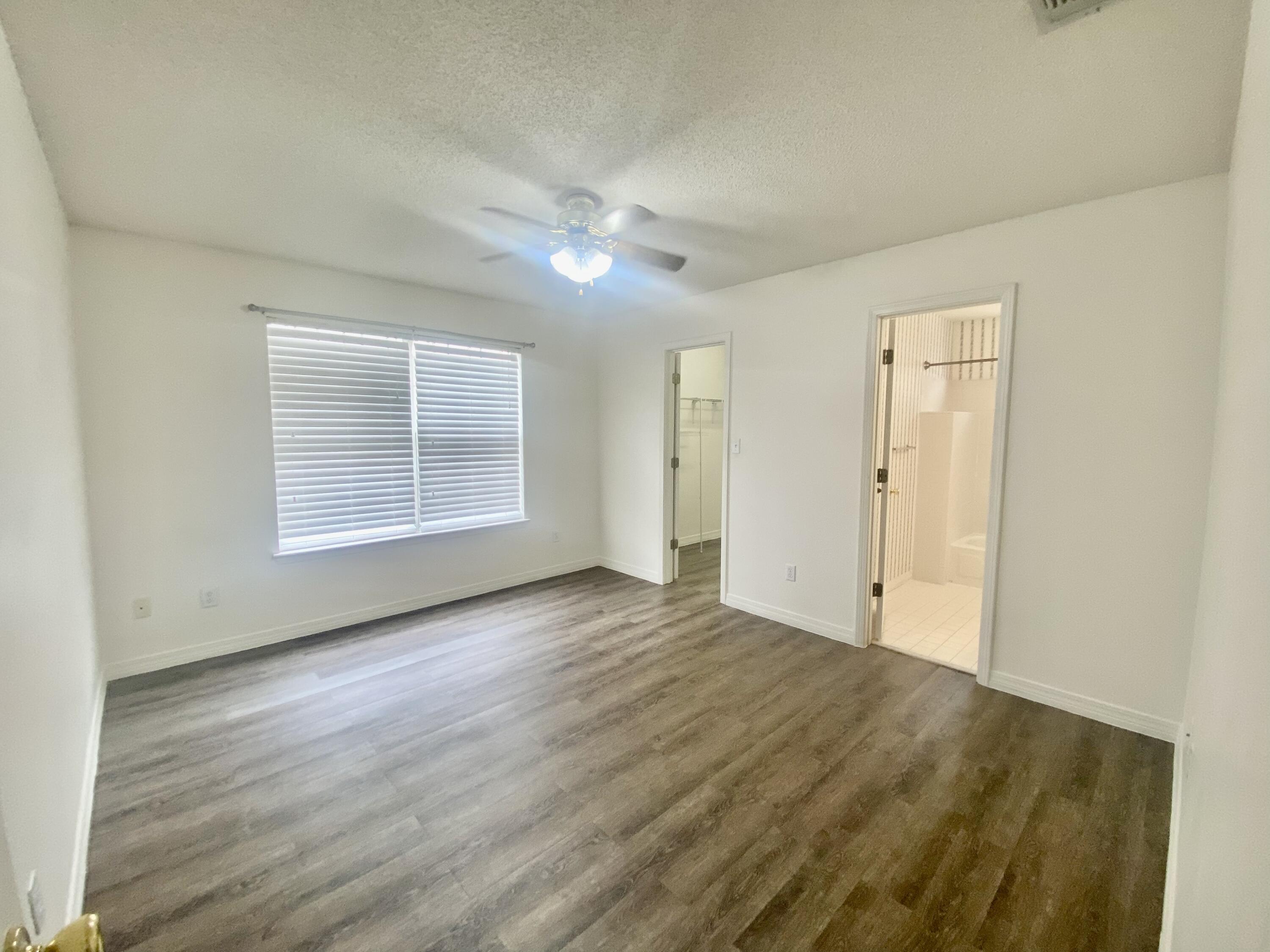 NAVARRE S/D 1ST ADDN - Residential