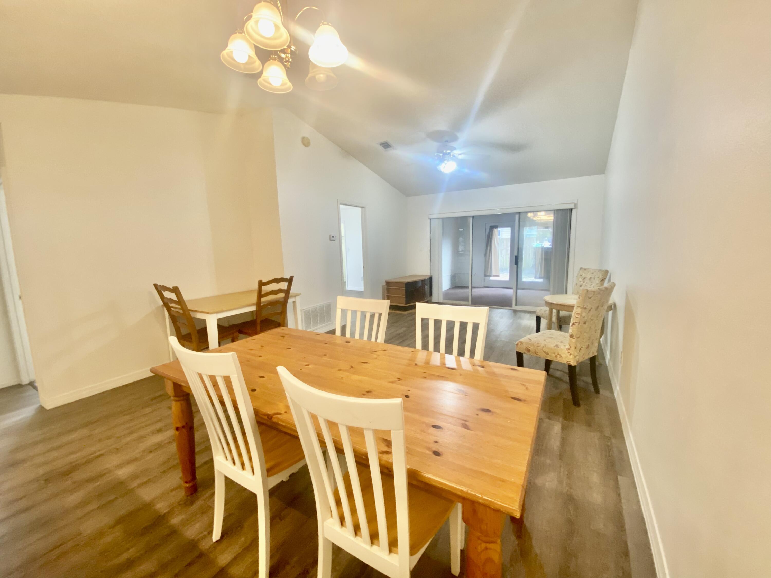 NAVARRE S/D 1ST ADDN - Residential