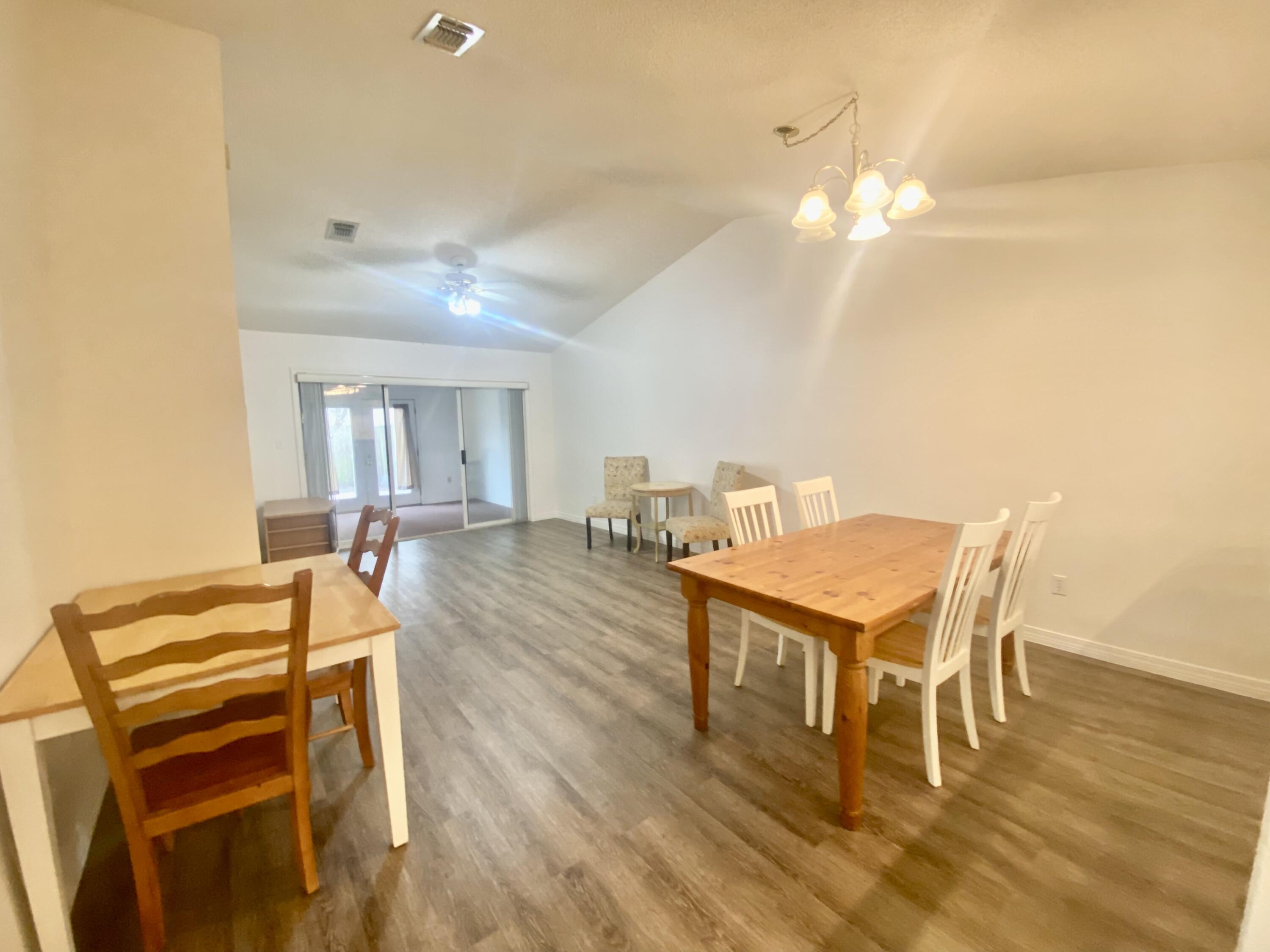 NAVARRE S/D 1ST ADDN - Residential